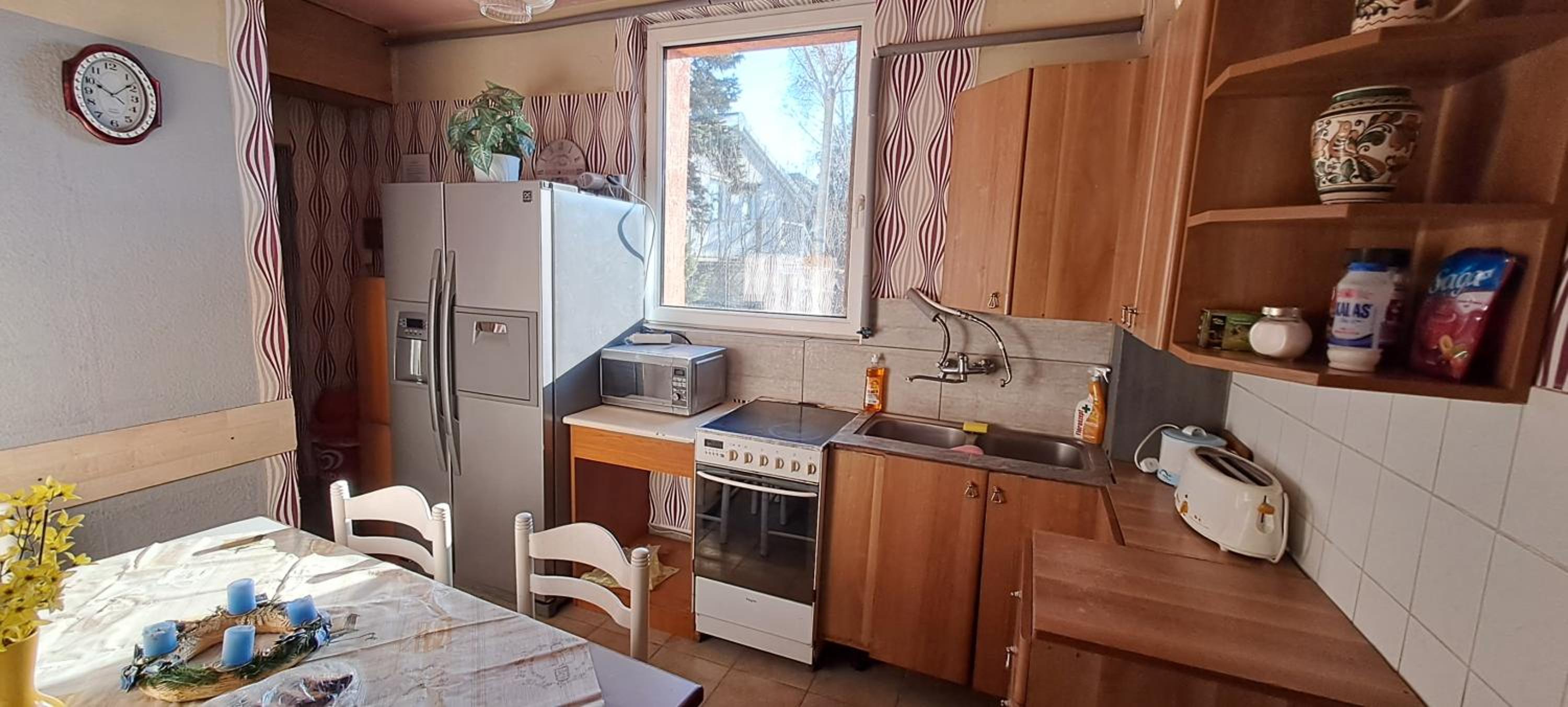 Three-Bedroom Apartment with Terrace photo 3
