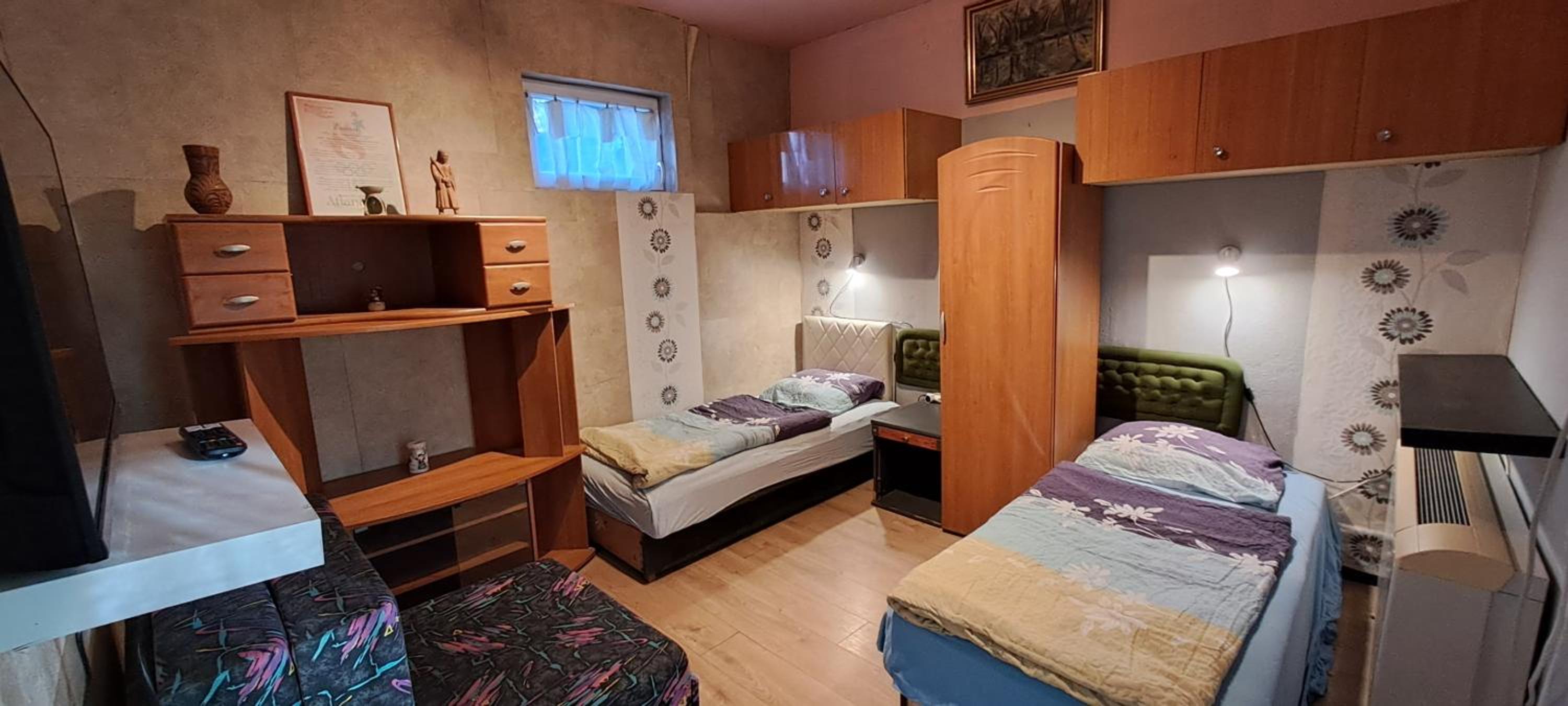 Three-Bedroom Apartment with Terrace photo 1
