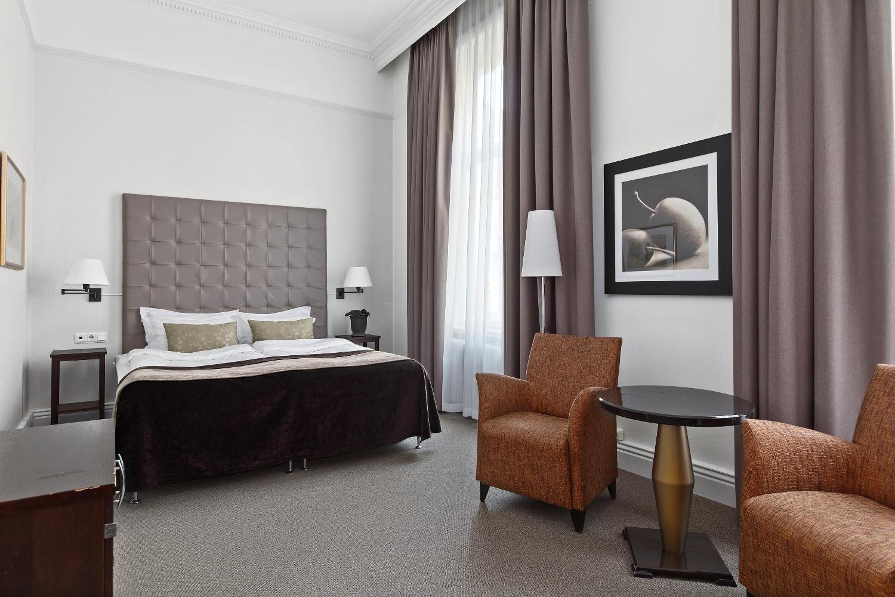 Deluxe Double or Twin Room - Photo 1
