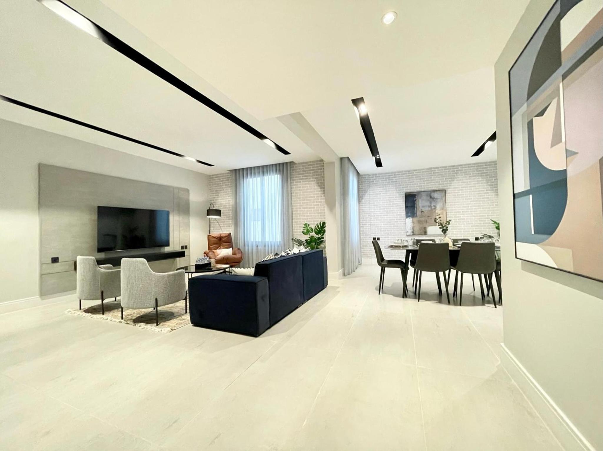 Three-Bedroom Deluxe Apartment