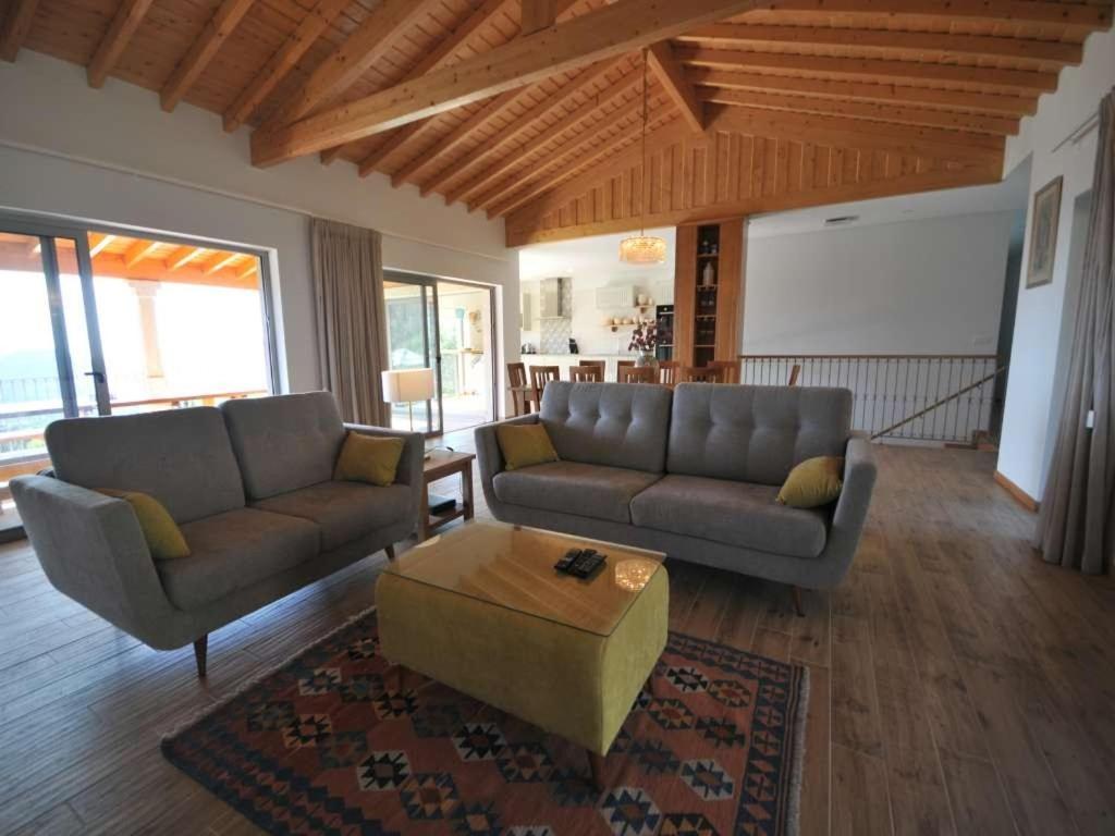 Four-Bedroom Villa photo 2