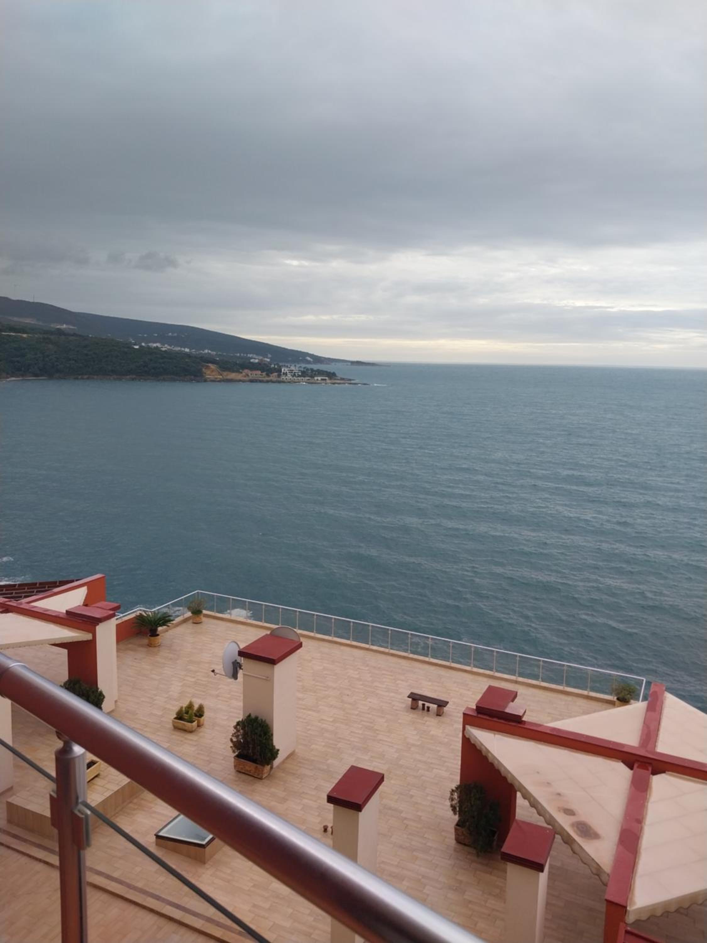 Apartment with Sea View