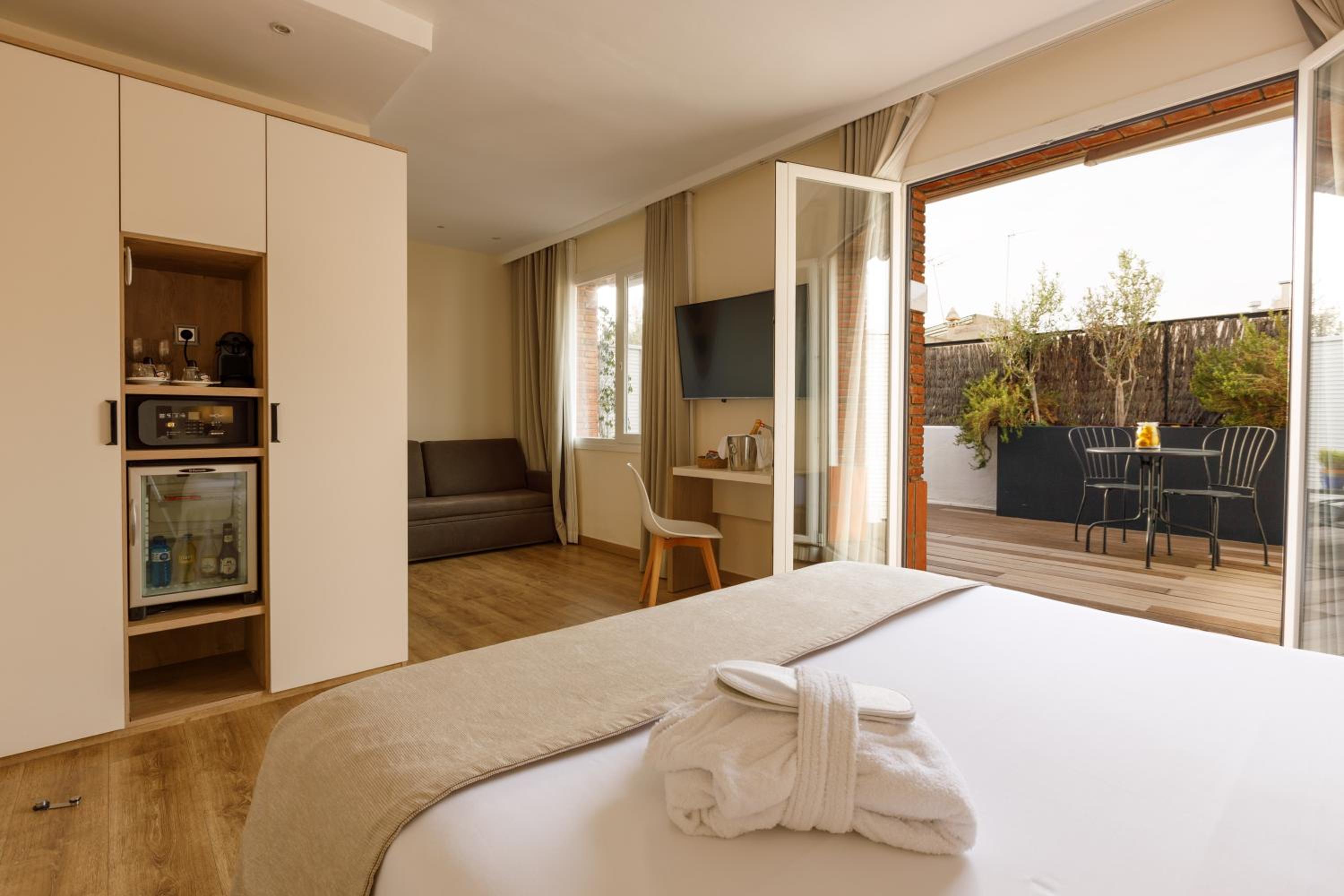 Junior Suite with Terrace photo 2