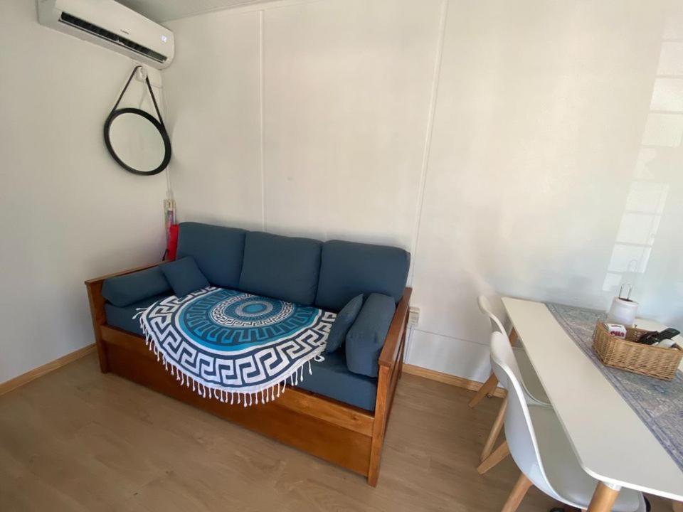 One-Bedroom House photo 1