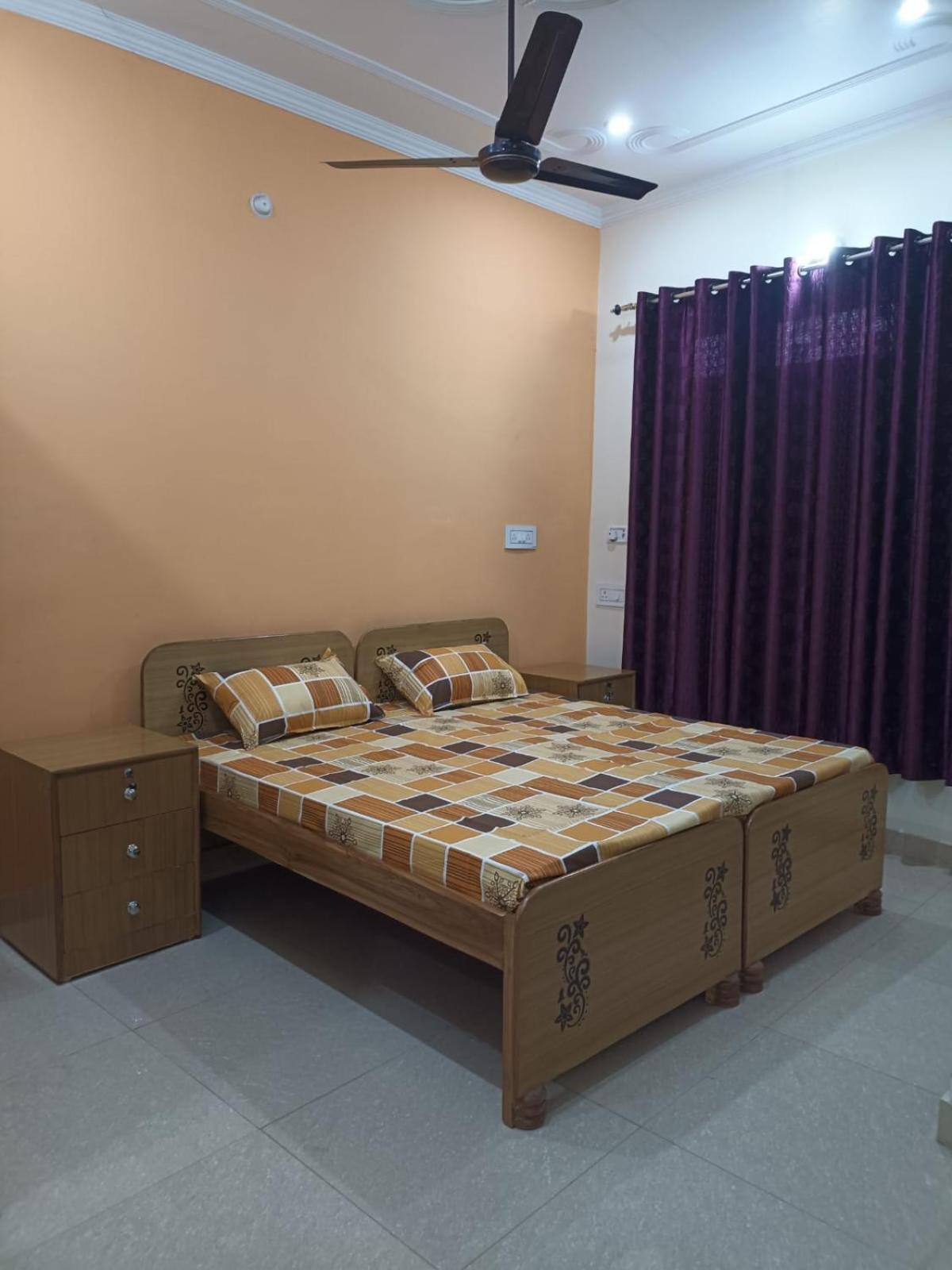 One-Bedroom House photo 1