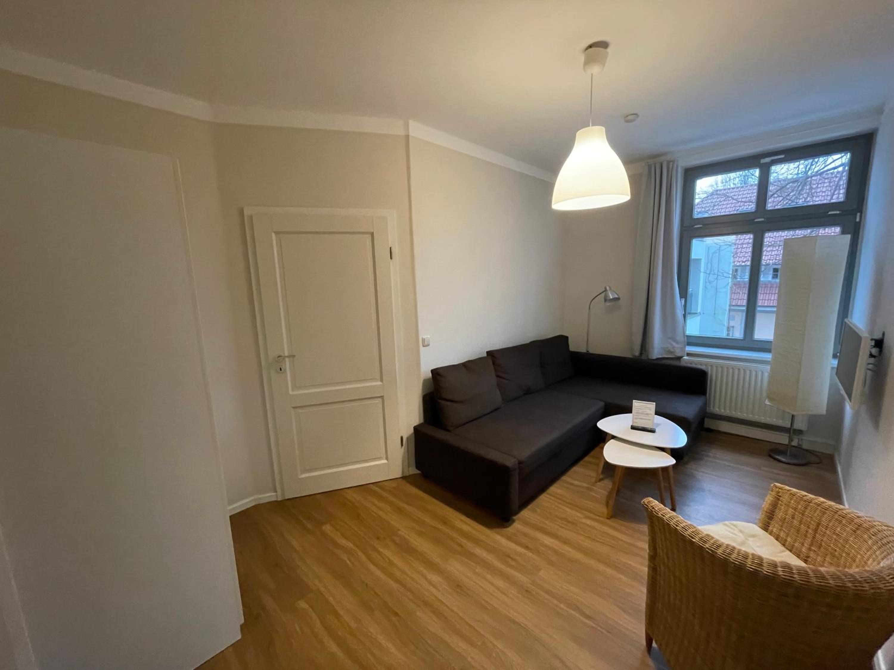 One-Bedroom Apartment photo 1