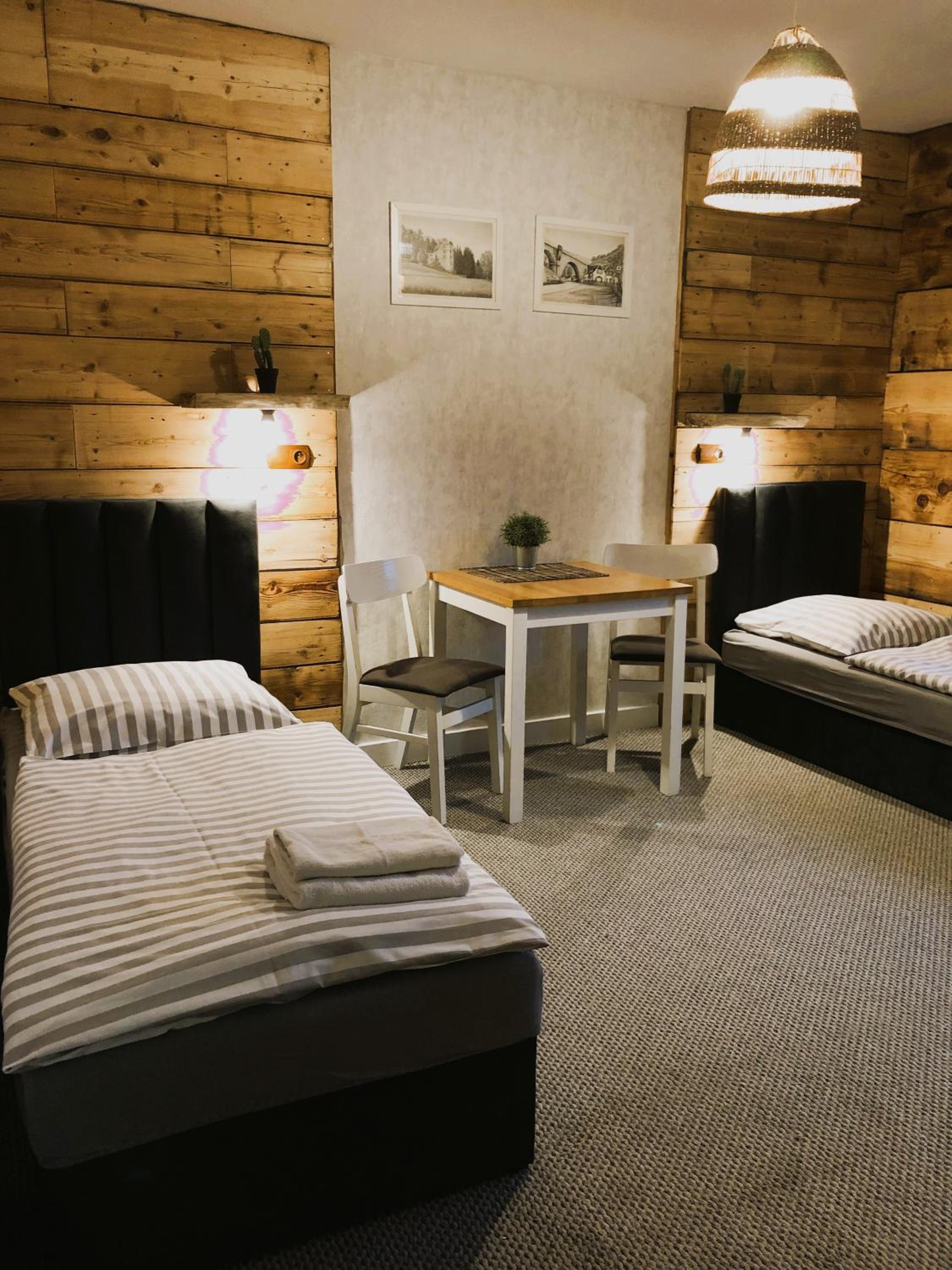 Twin Room - Photo 1