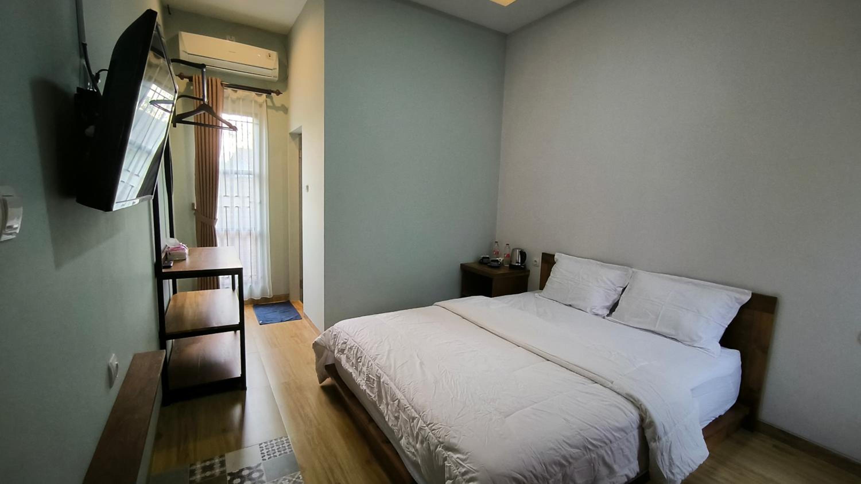 Standard Double Room - Photo 3