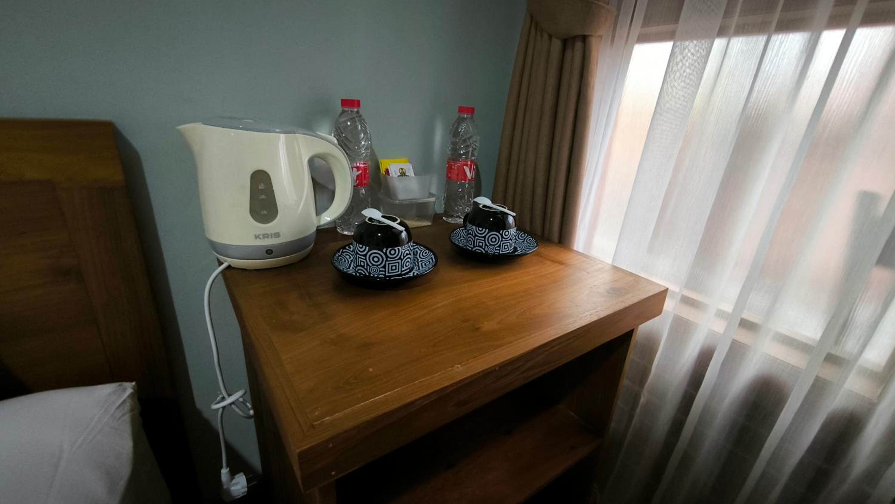Standard Twin Room - Photo 5
