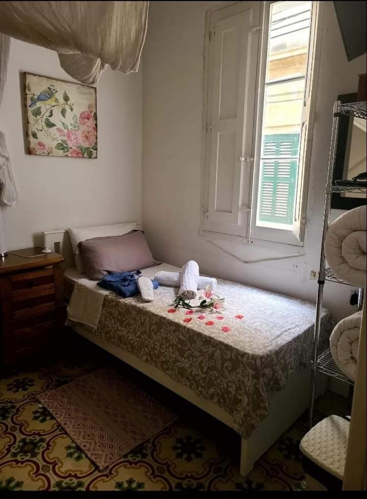 Double Room with Private External Bathroom photo 2