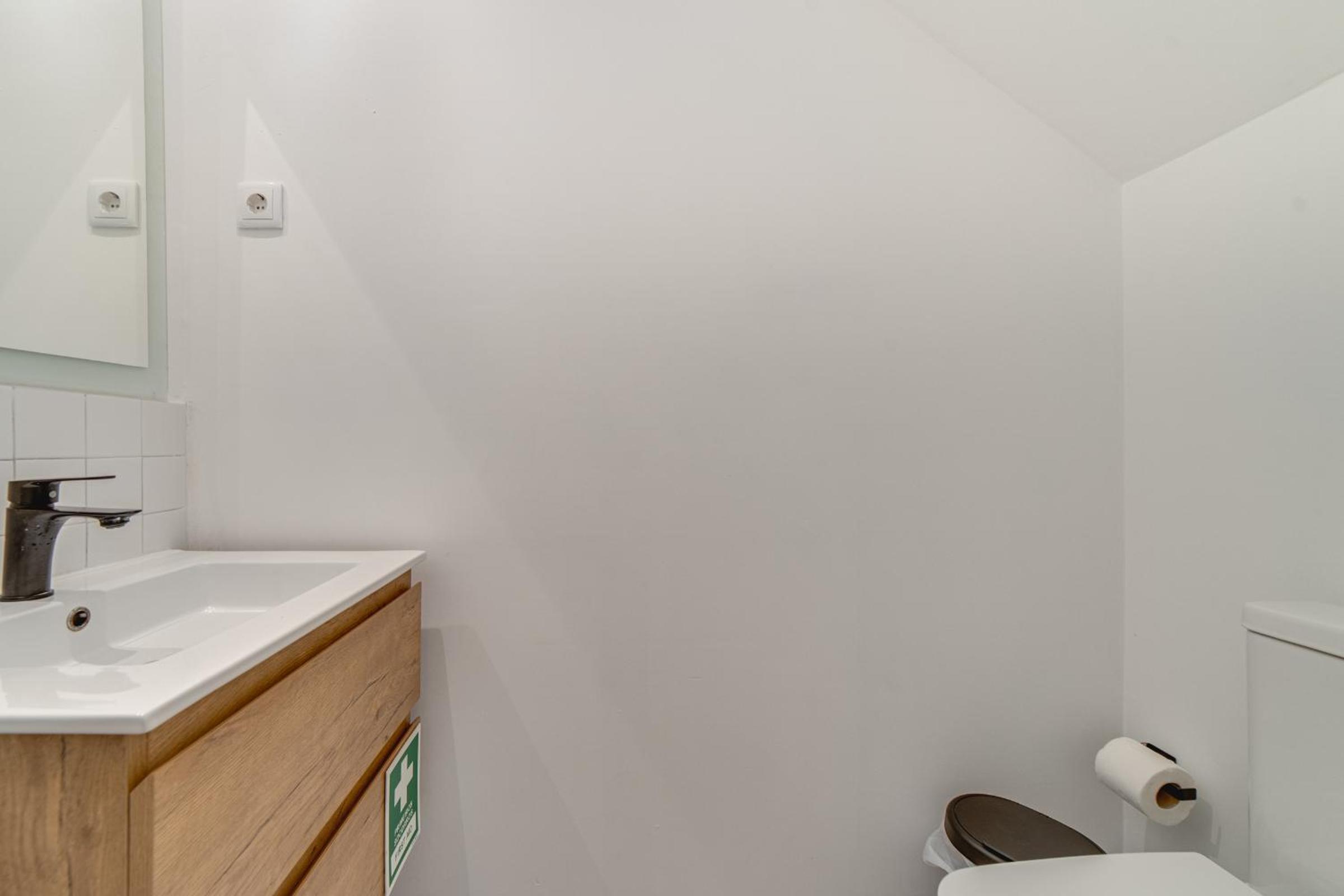 Two-Bedroom Apartment photo 2