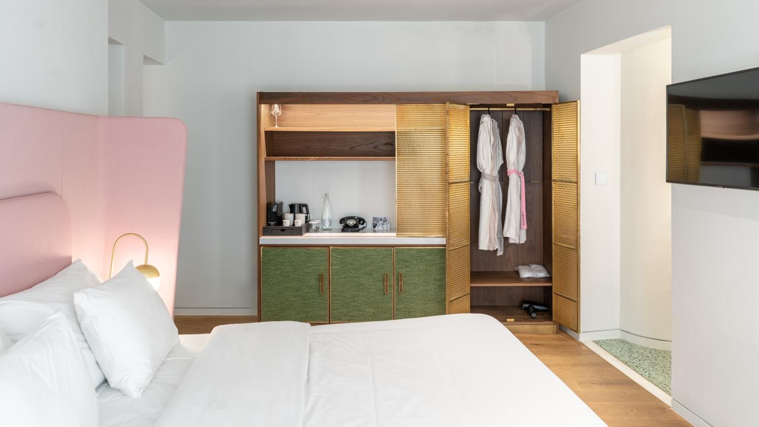 Superior Suite photo 3