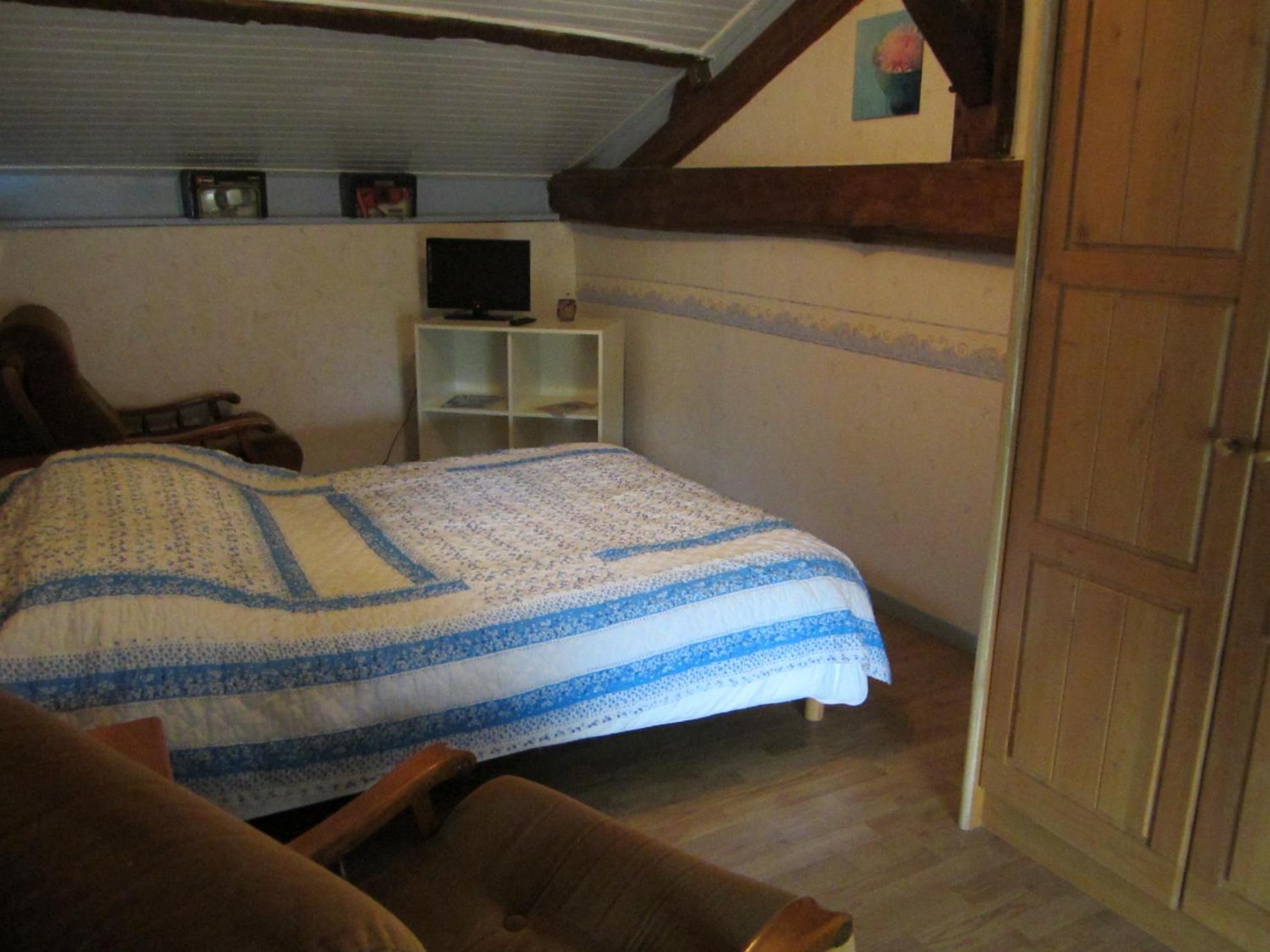 Standard Suite - Photo 6