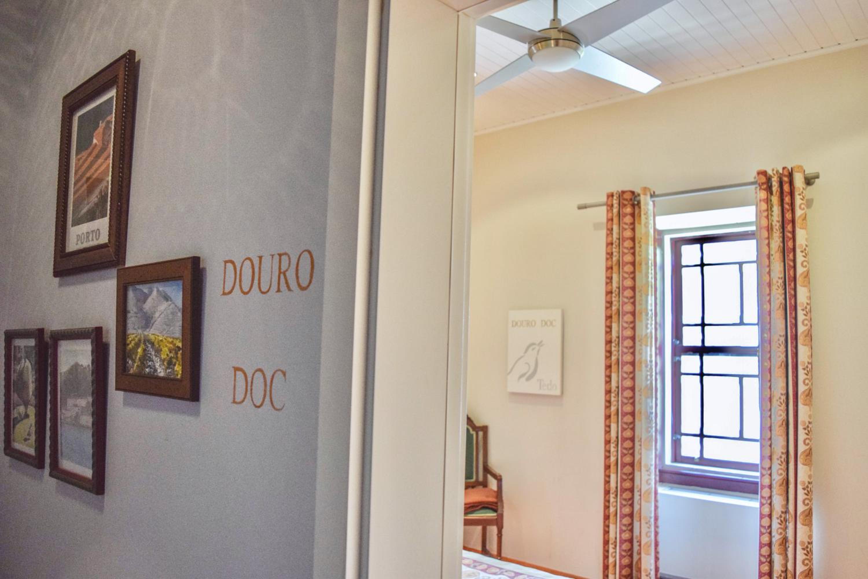 Double Room - Disability Access photo 3