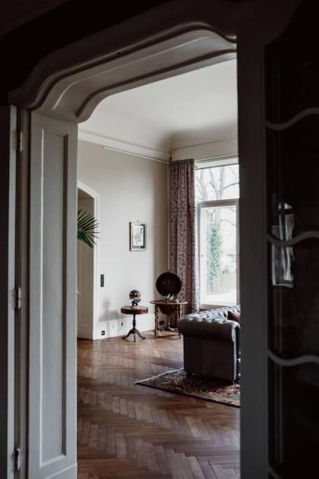 Villa photo 2