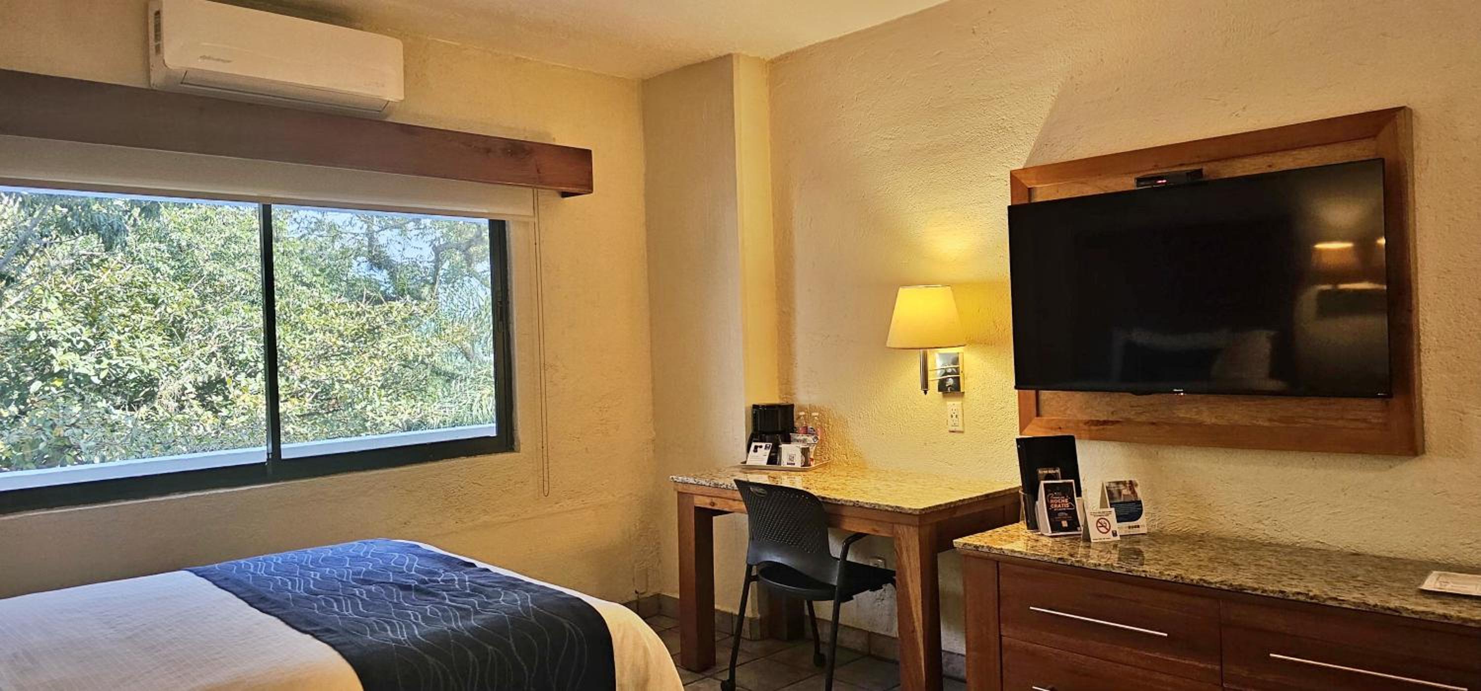 Double Room with Two Double Beds - Photo 1