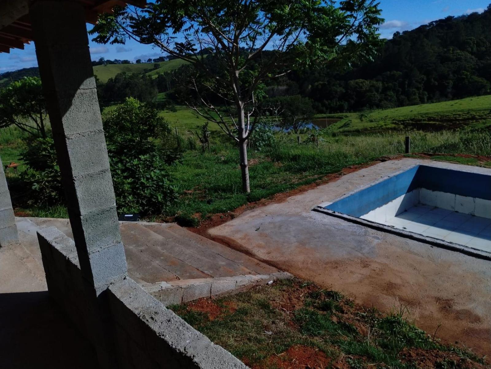 Double Room with Pool View - Photo 15