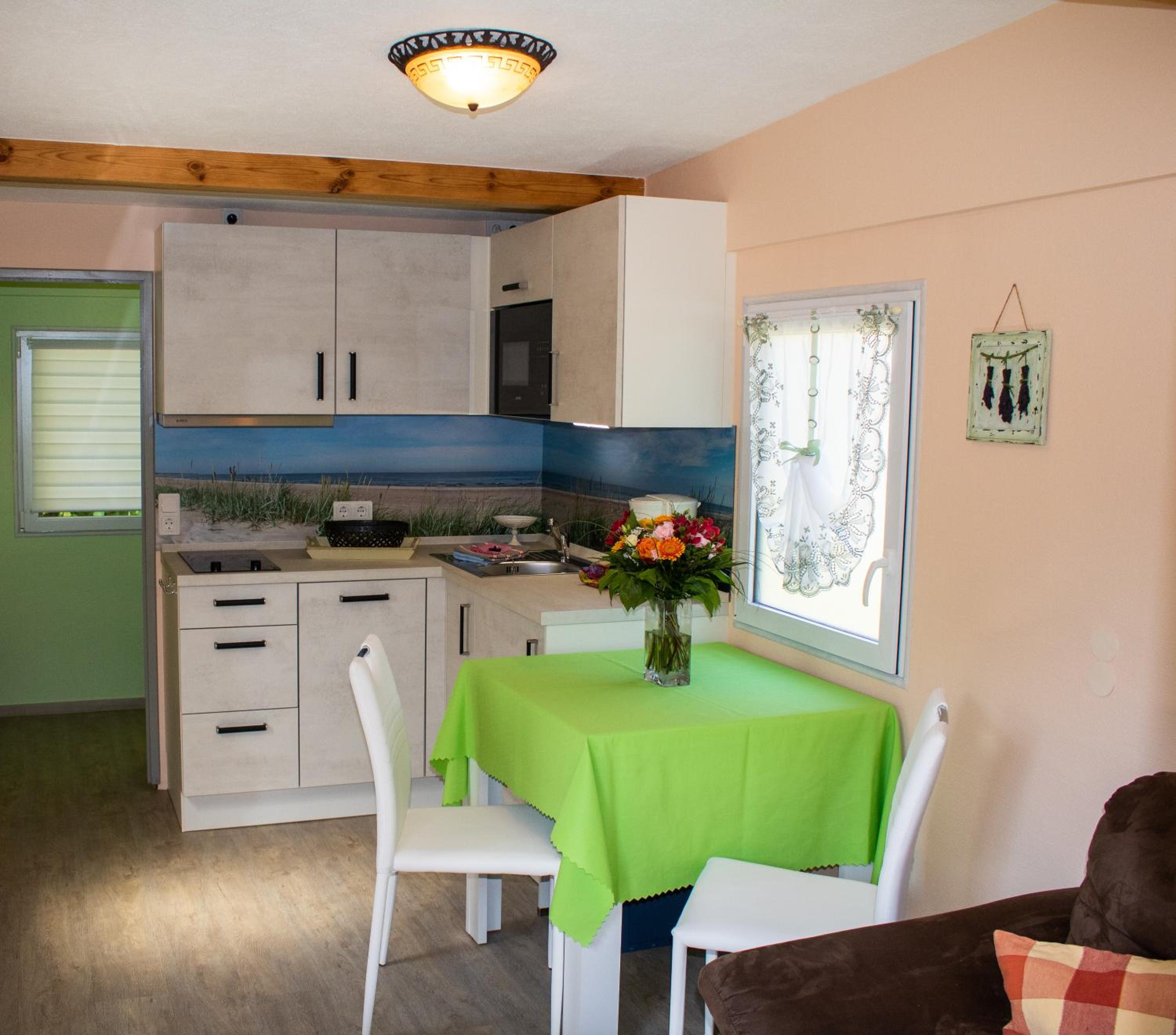 One-Bedroom House photo 3
