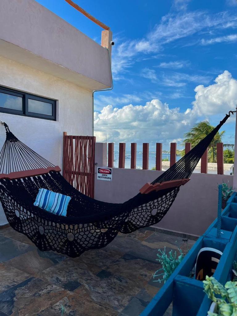 Apartment with Sea View - Photo 6