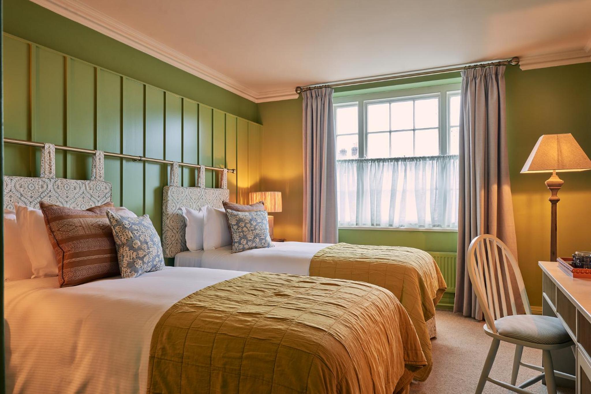 Really Comfy Room photo 2