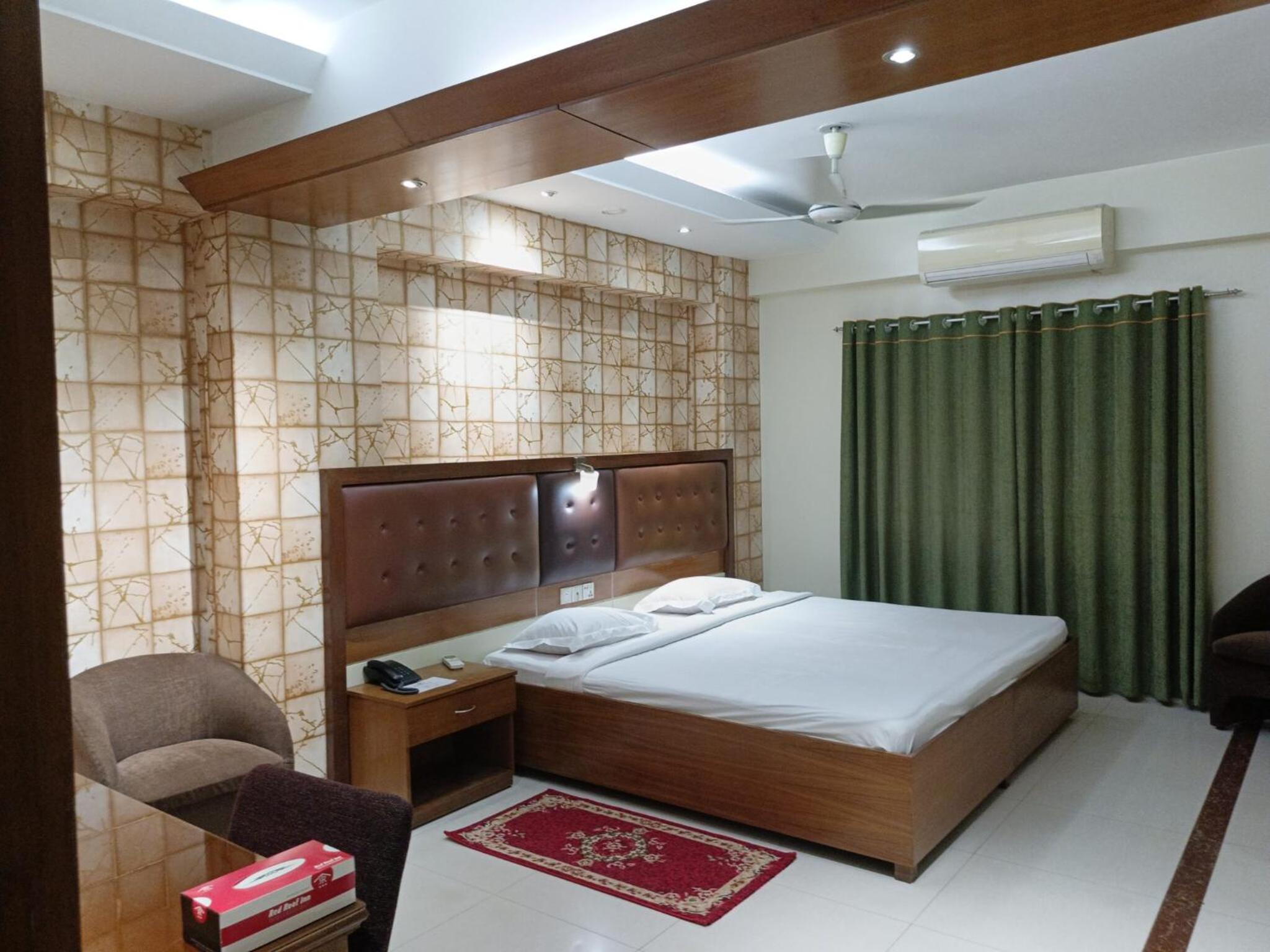 Deluxe Double Room photo 3