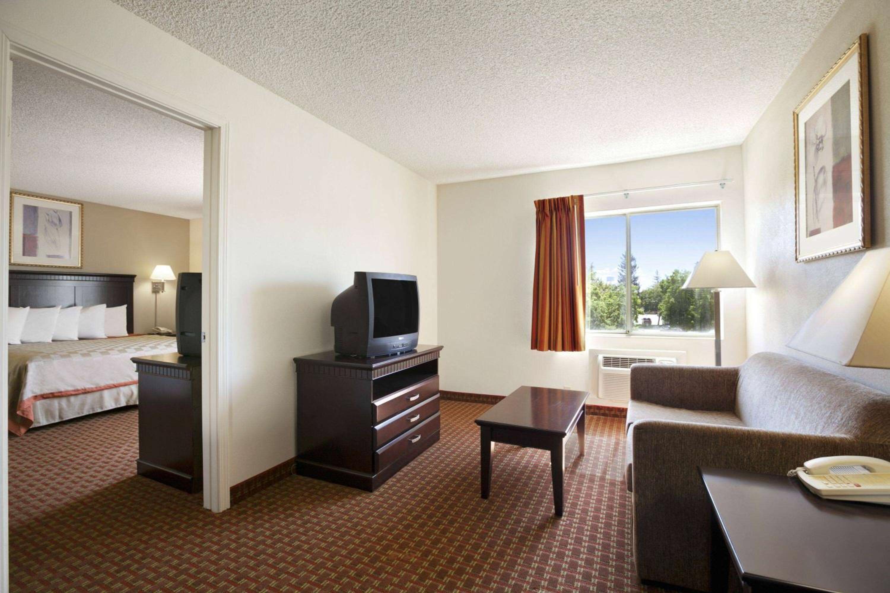 Two-Room King Suite - Non Smoking