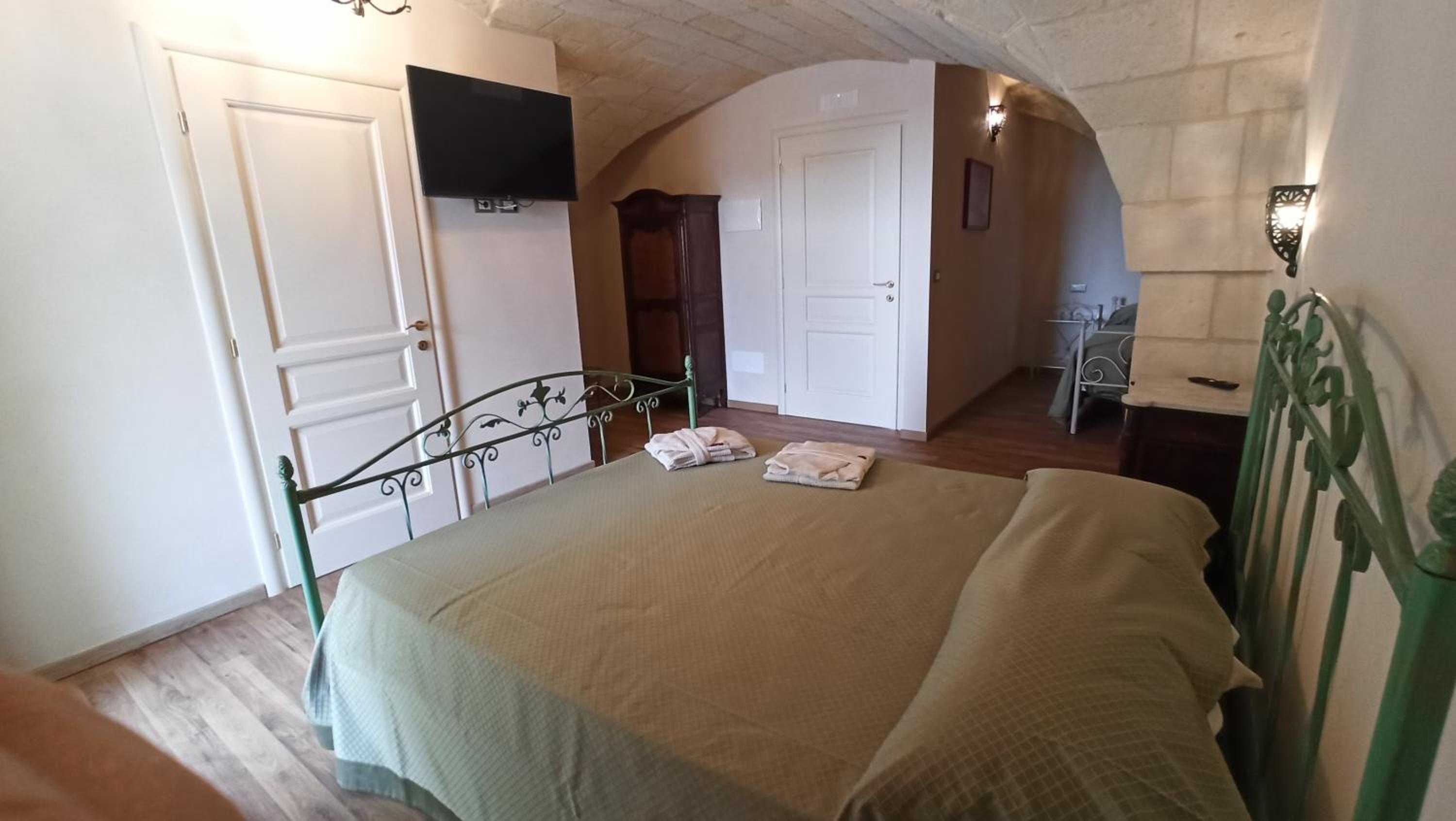 Triple Room - Photo 1