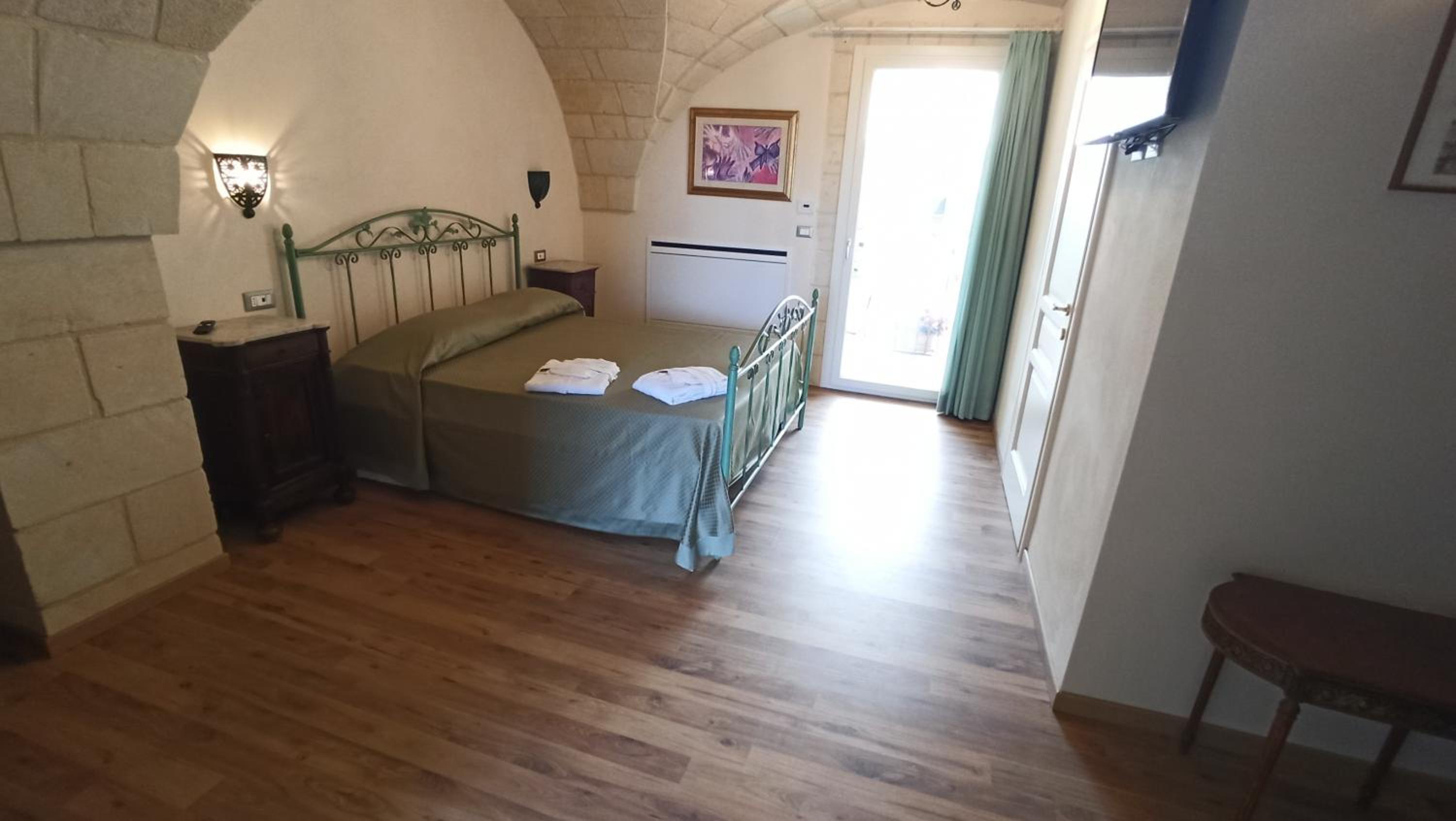 Triple Room - Photo 2