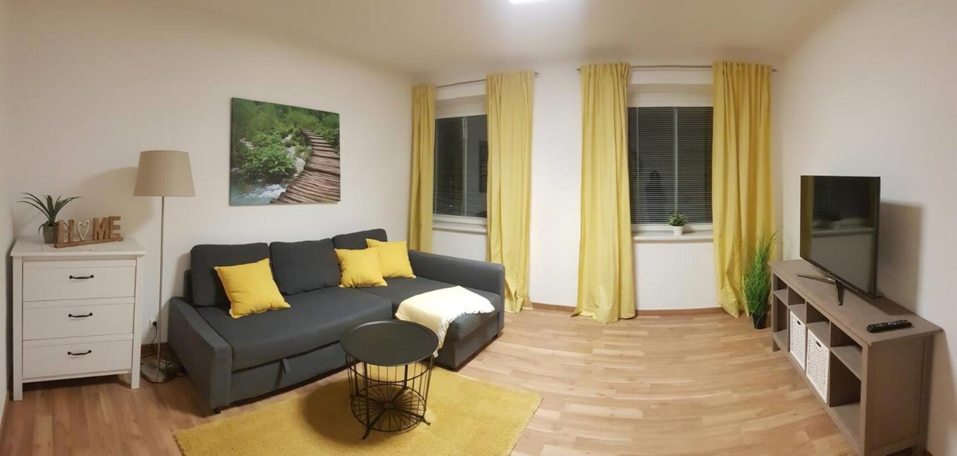 One-Bedroom Apartment photo 3