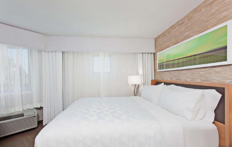 Standard Double Room with Two Double Beds - Communications Accessible - Photo 2