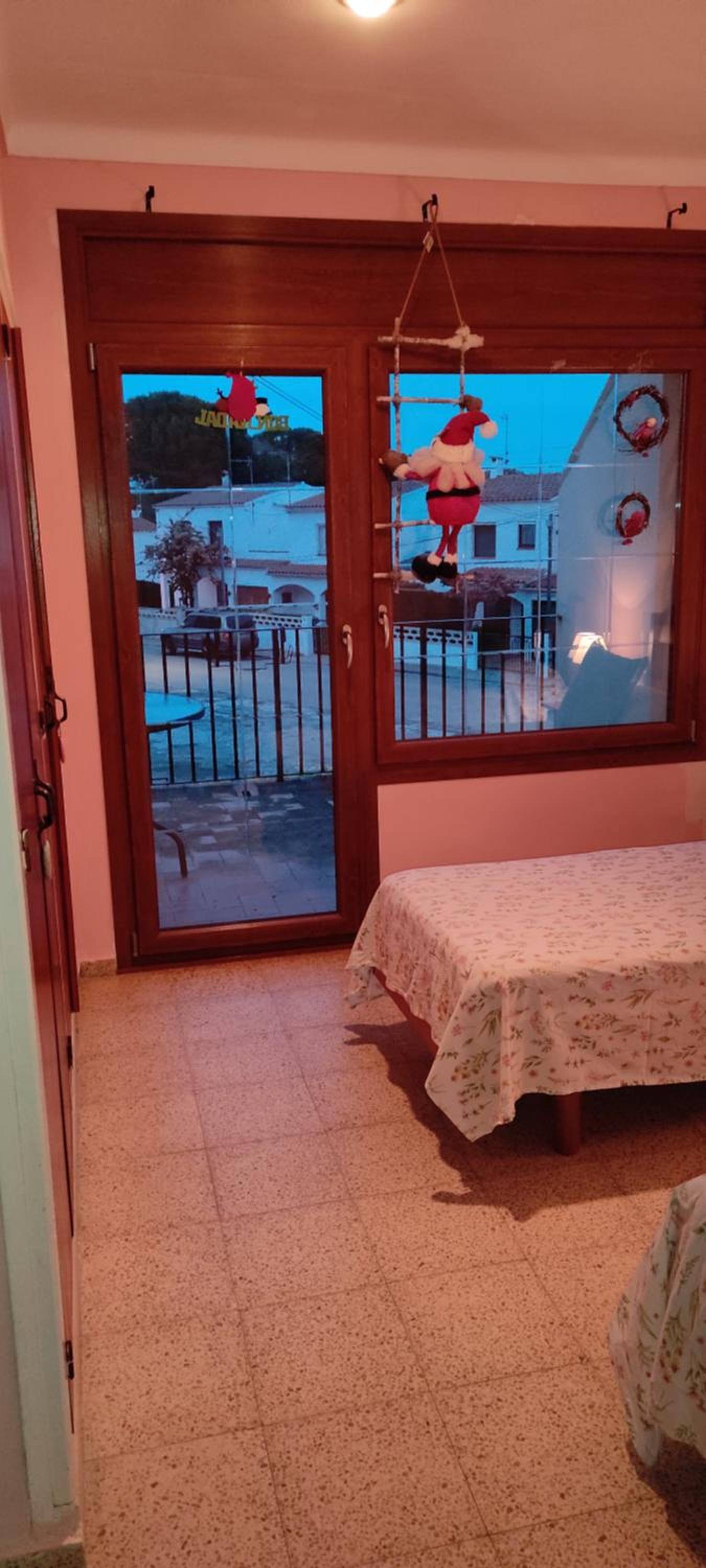Habitación Doble con Terraza y Baño Compartido