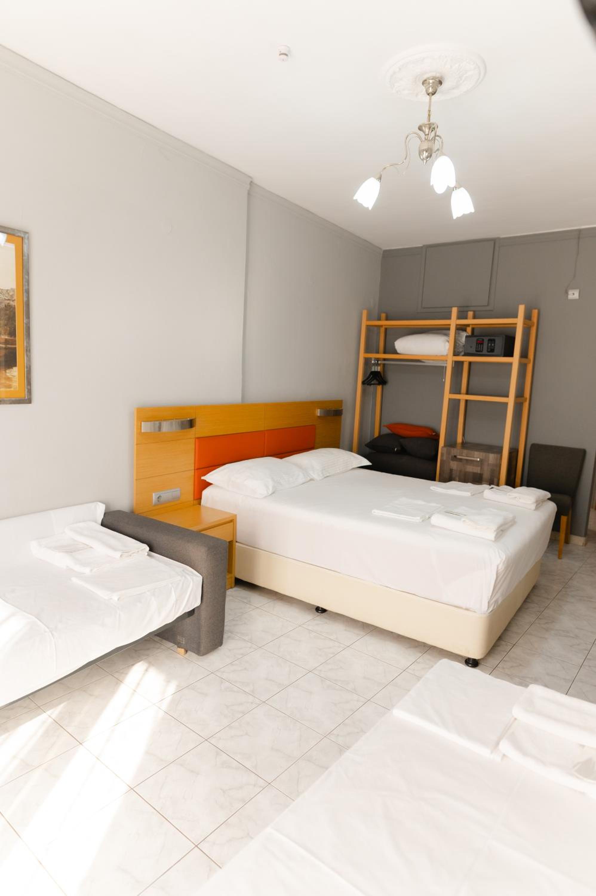 Quadruple Room photo 2