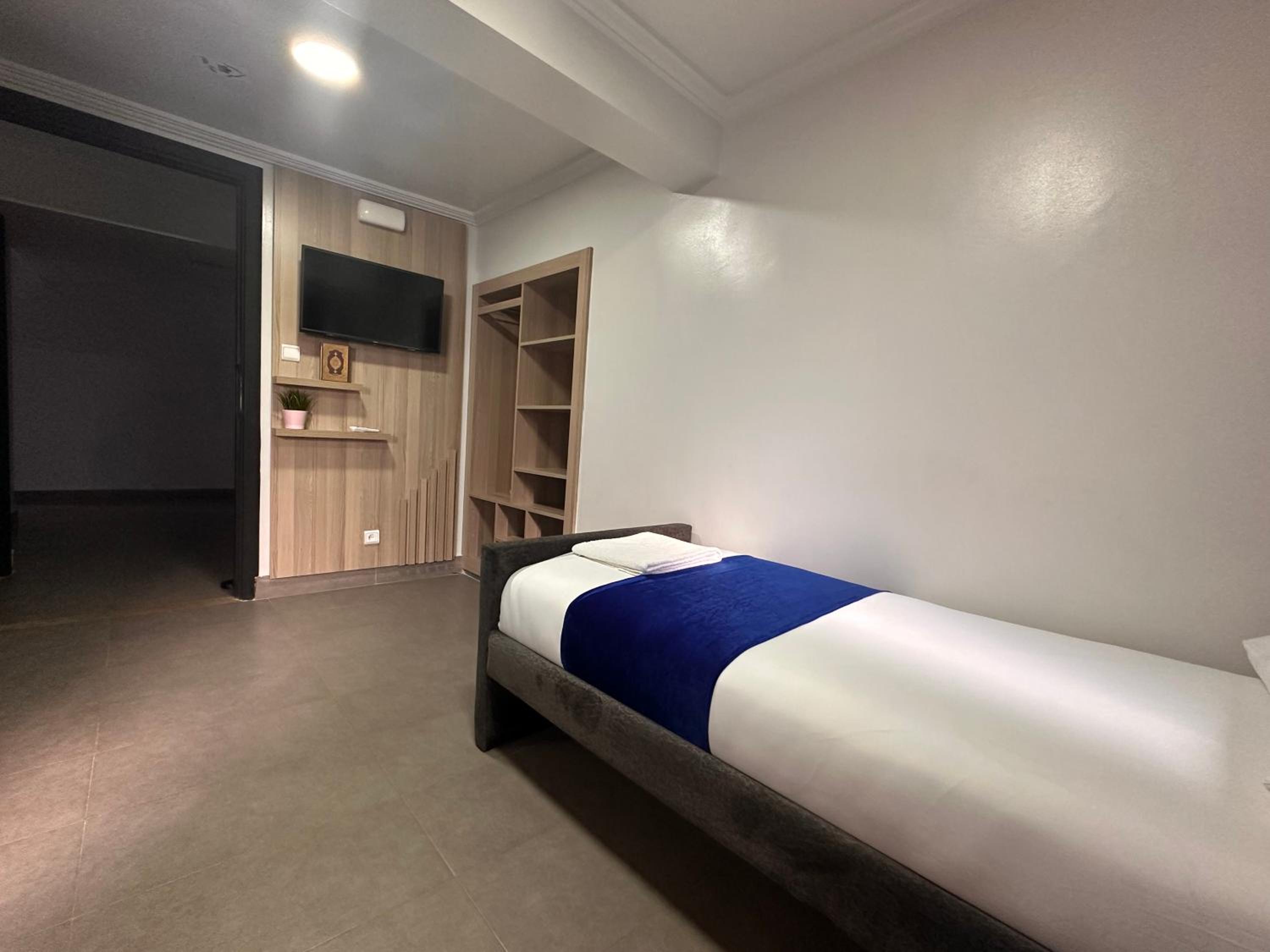 Single Room photo 3