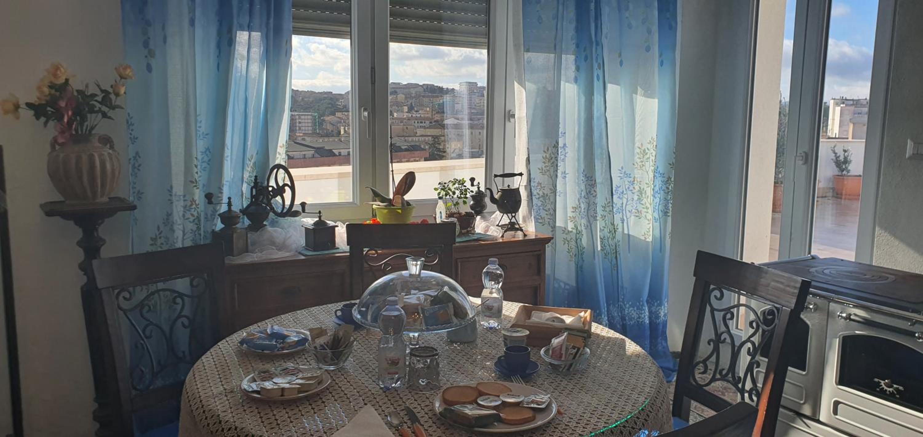 King Room With Mountain View photo 3