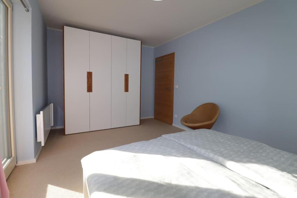 Four-Bedroom House photo 2