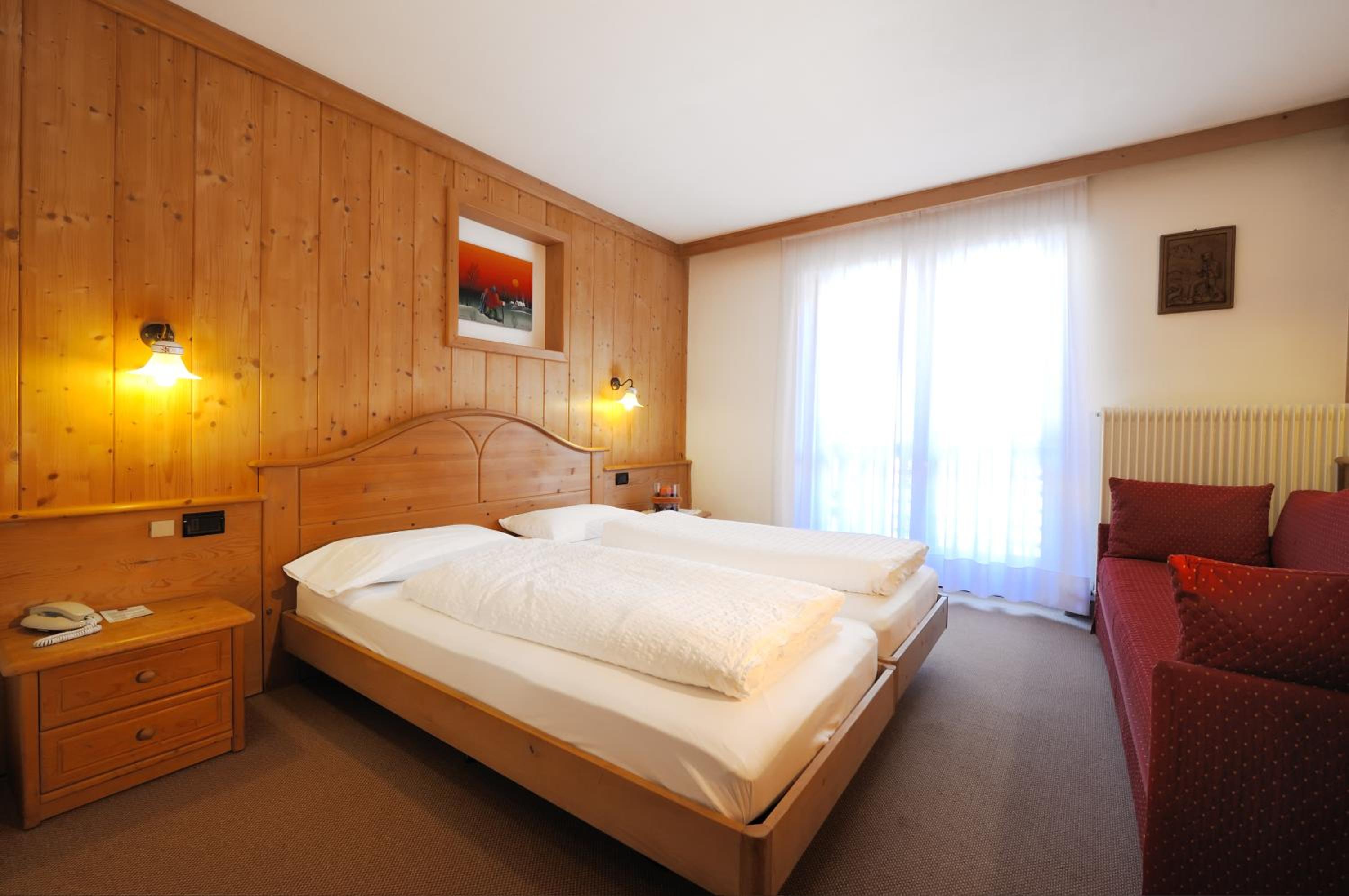 Double or Twin Room - Photo 9