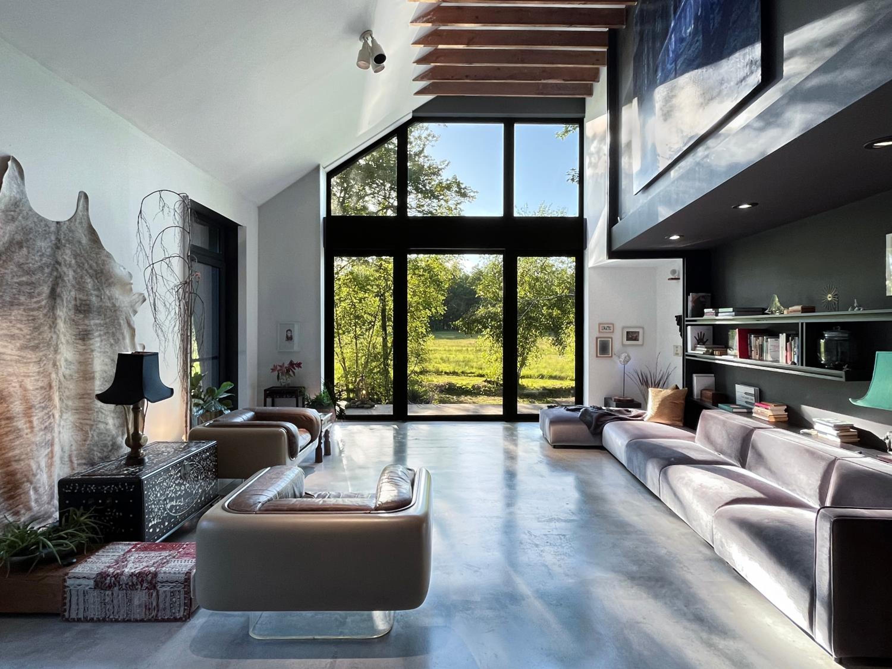 Four-Bedroom House photo 1
