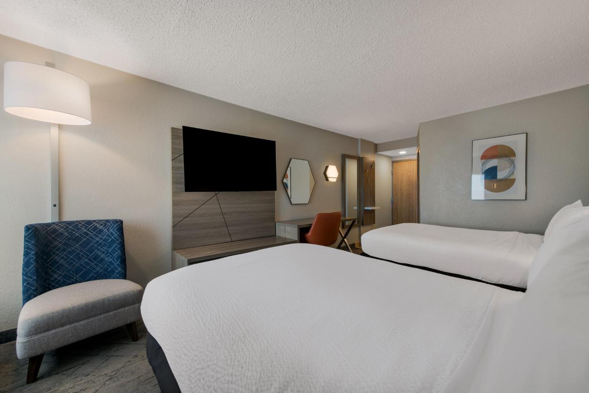 Standard Double Room with Two Double Beds - Photo 4