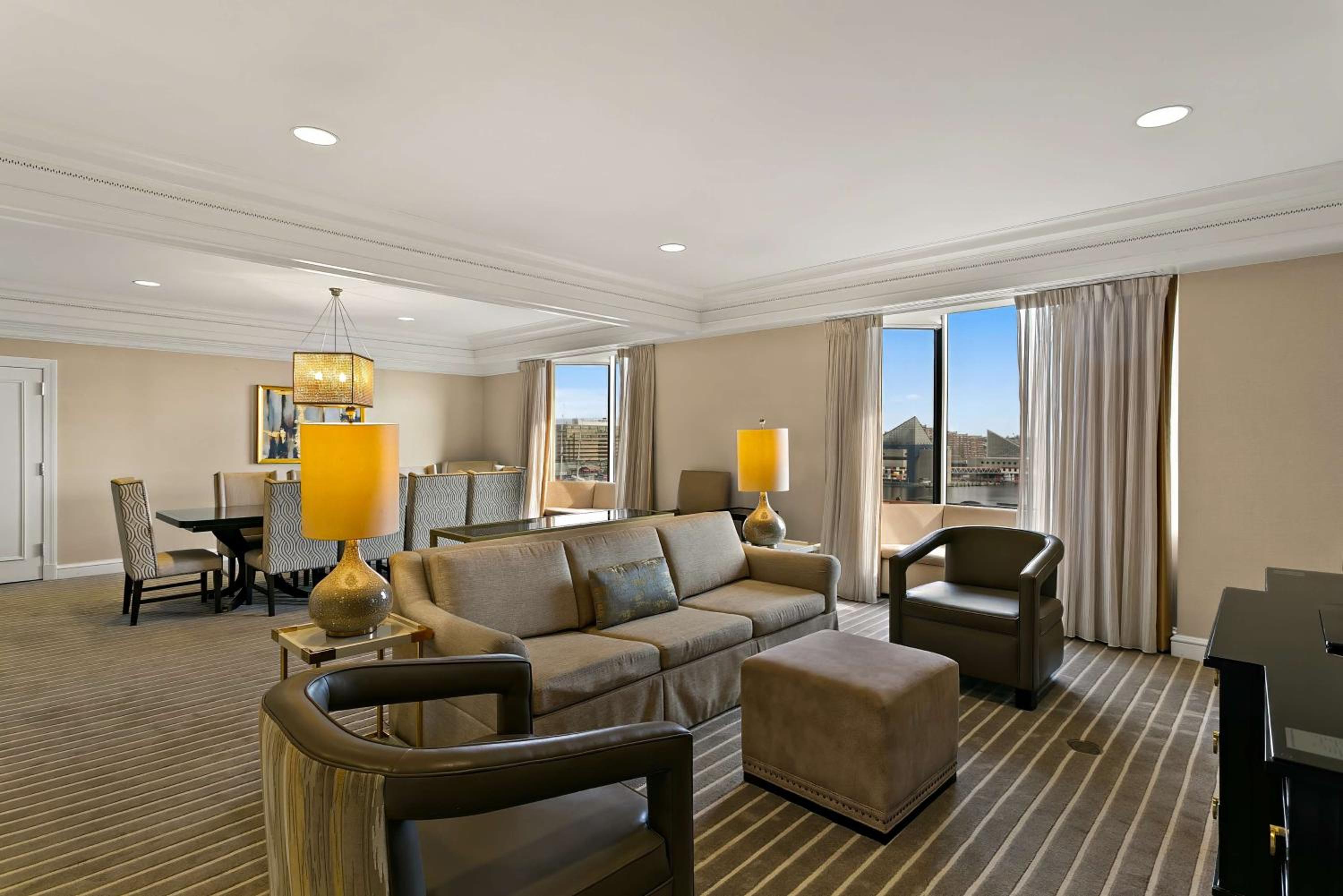 Double or Twin Room with View - Photo 5