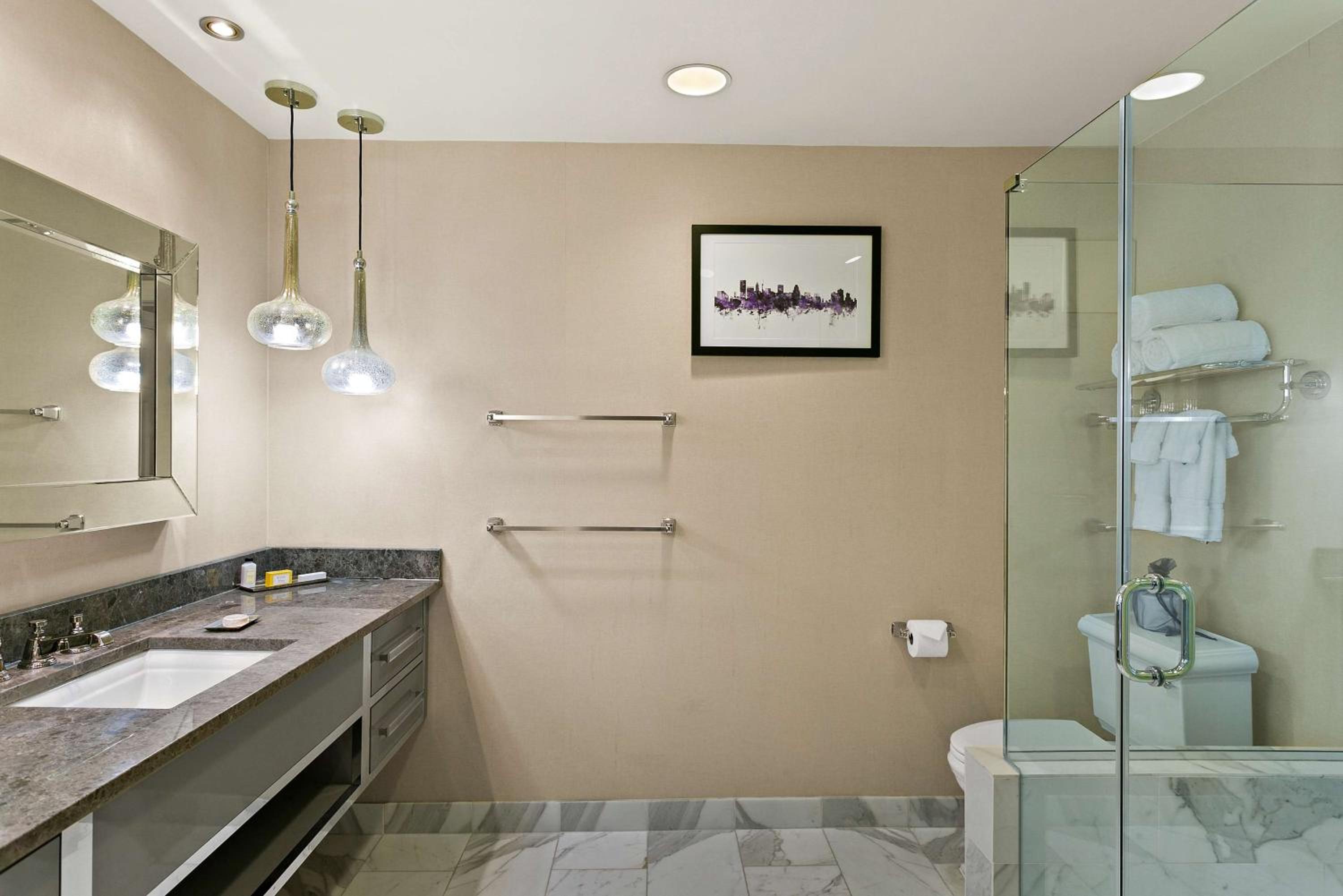 Double or Twin Room with View - Photo 6