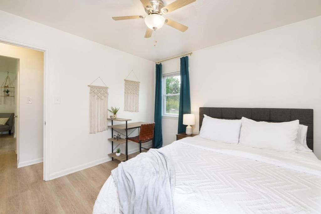 Two-Bedroom House photo 2