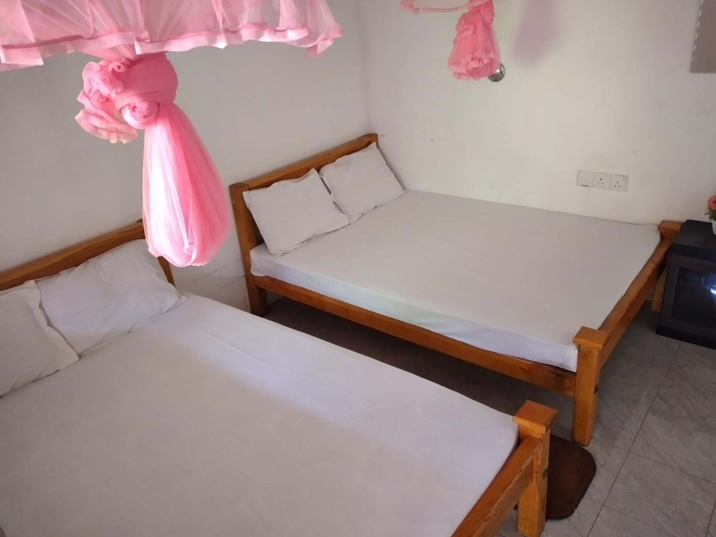 Double Or Twin Room photo 3