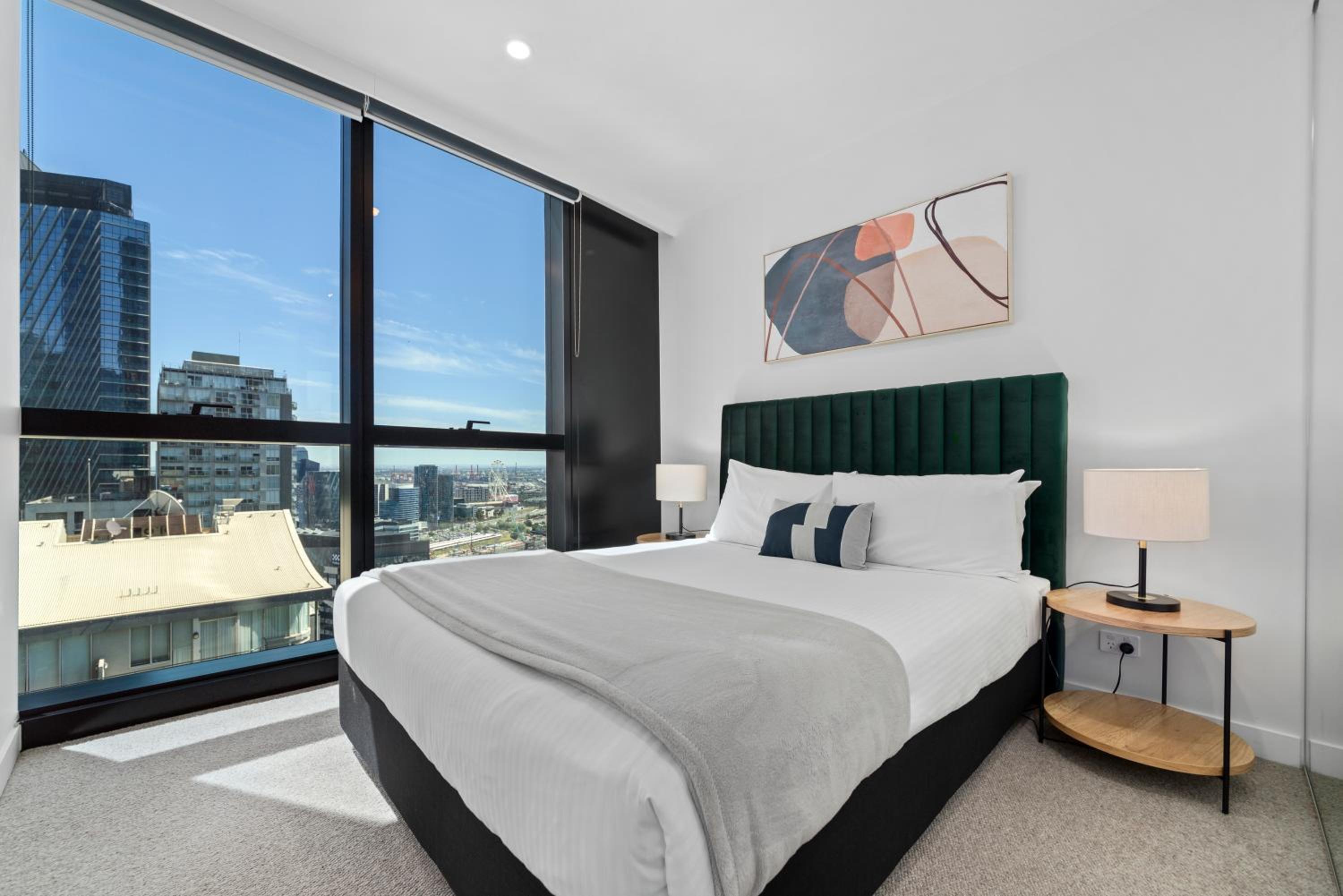 One Bedroom Executive - Photo 3