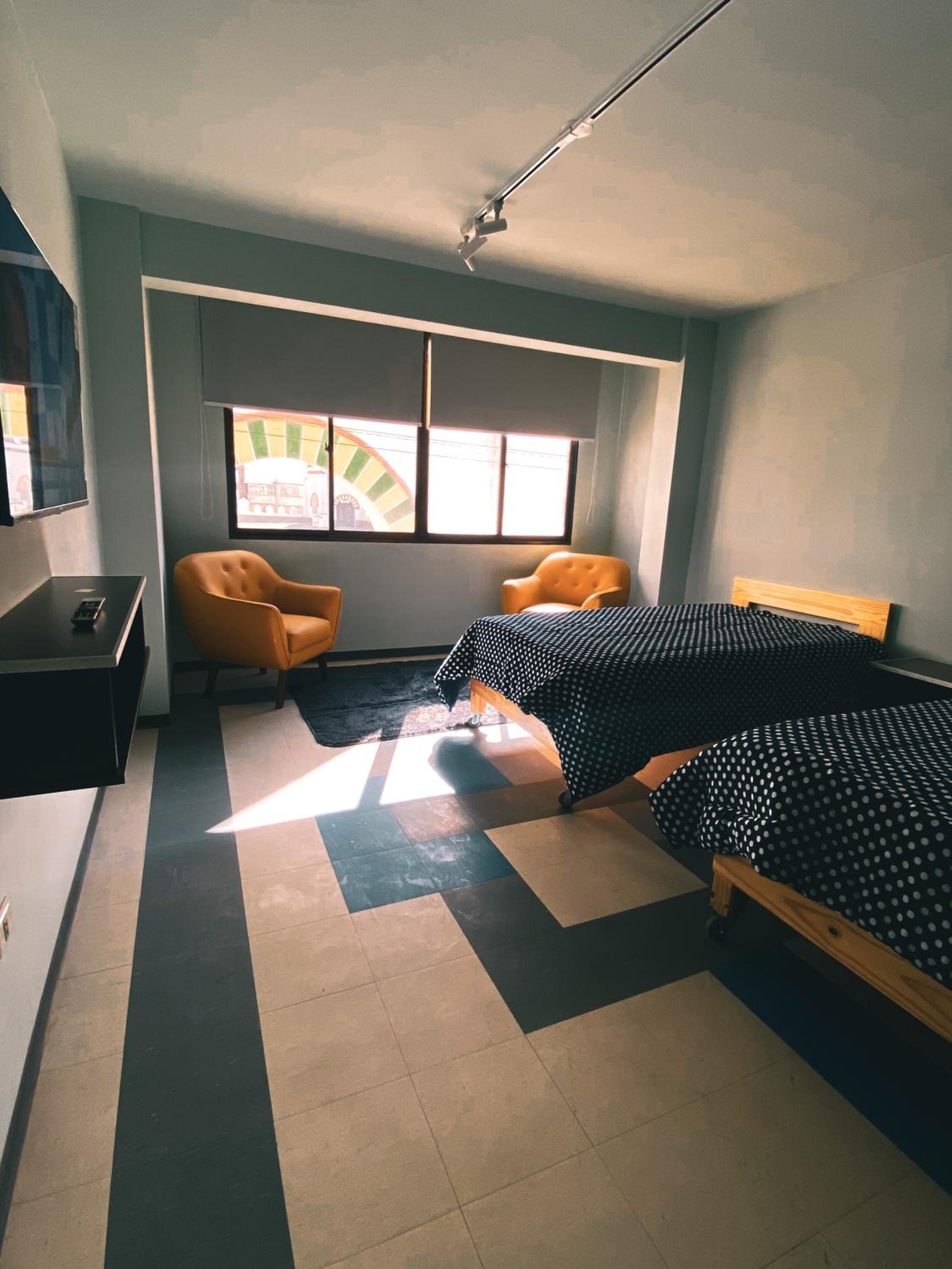 Double or Twin Room with Private Bathroom photo 3