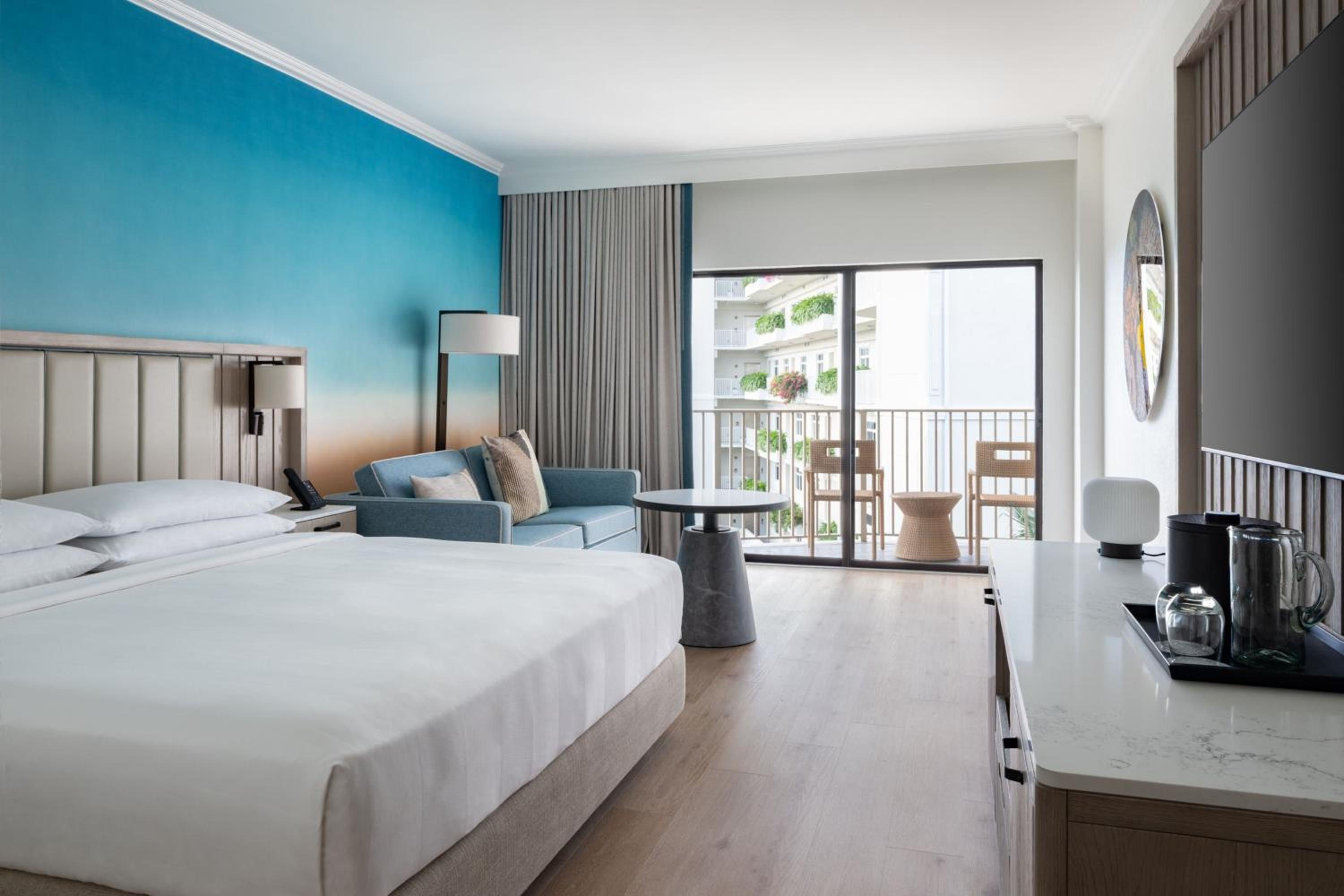 Room, 1 King Bed with Sofa bed, Non Smoking, Balcony (View)
