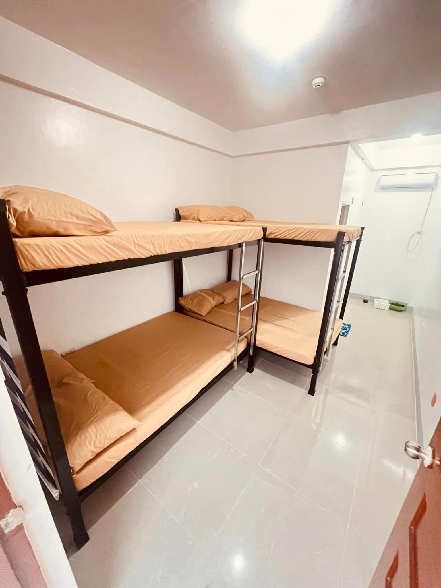 Quadruple Room photo 1