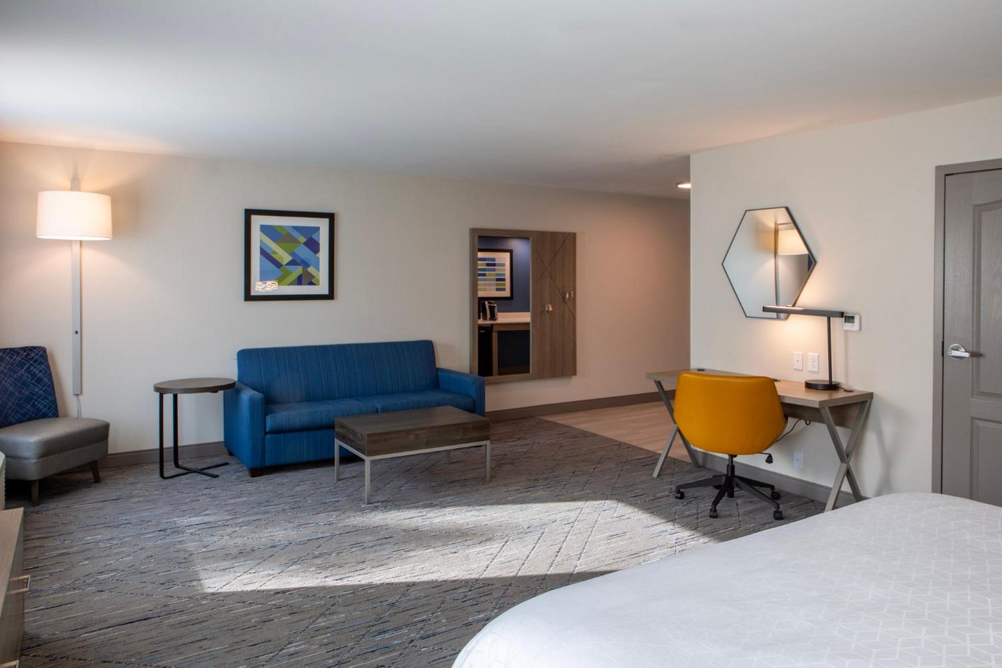 King Suite - Photo 4