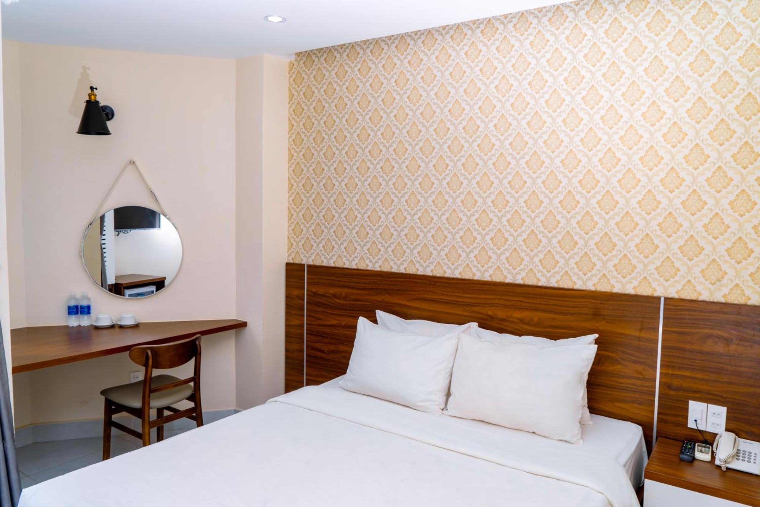 Double Room with Balcony photo 2