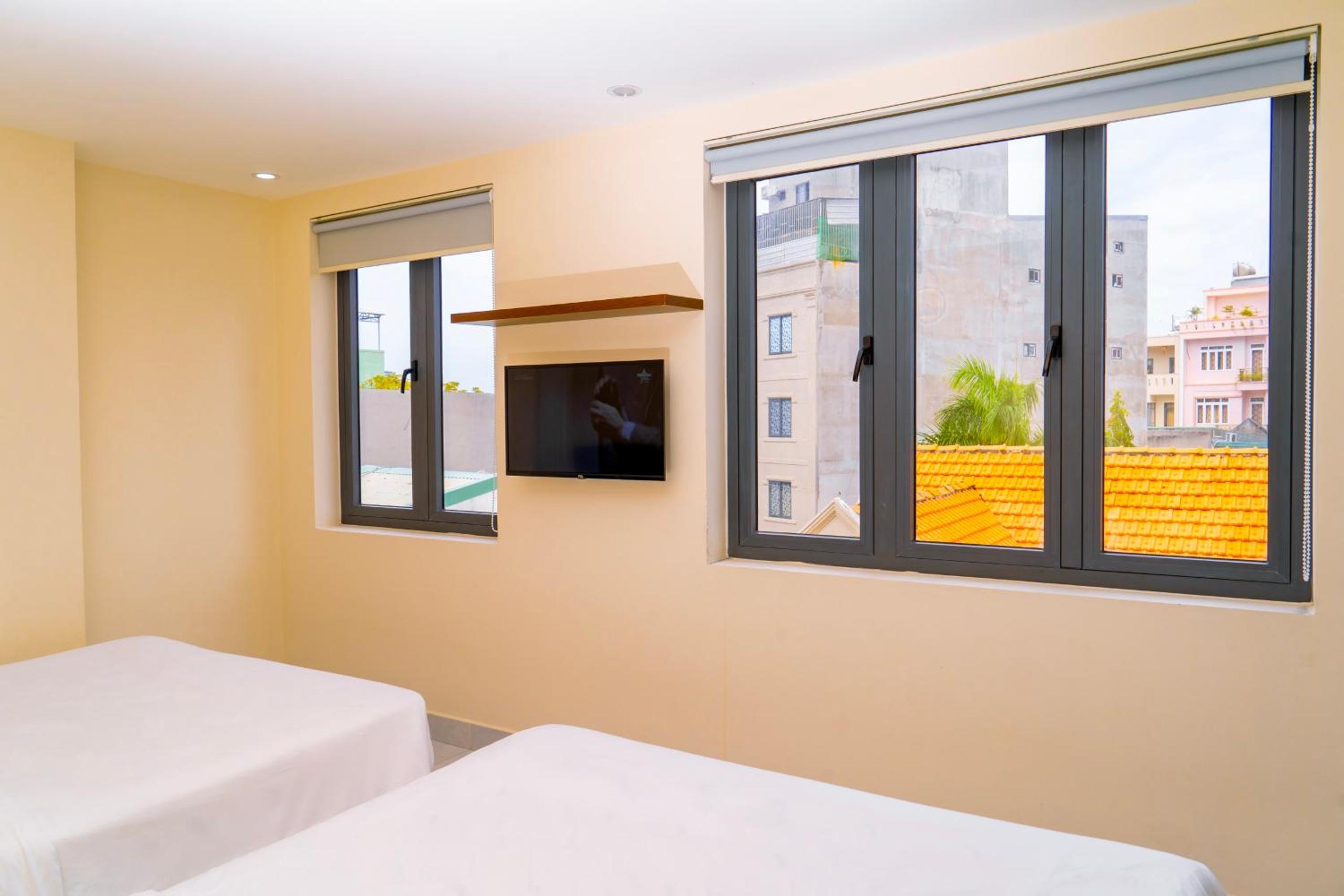 Deluxe Twin Room photo 3