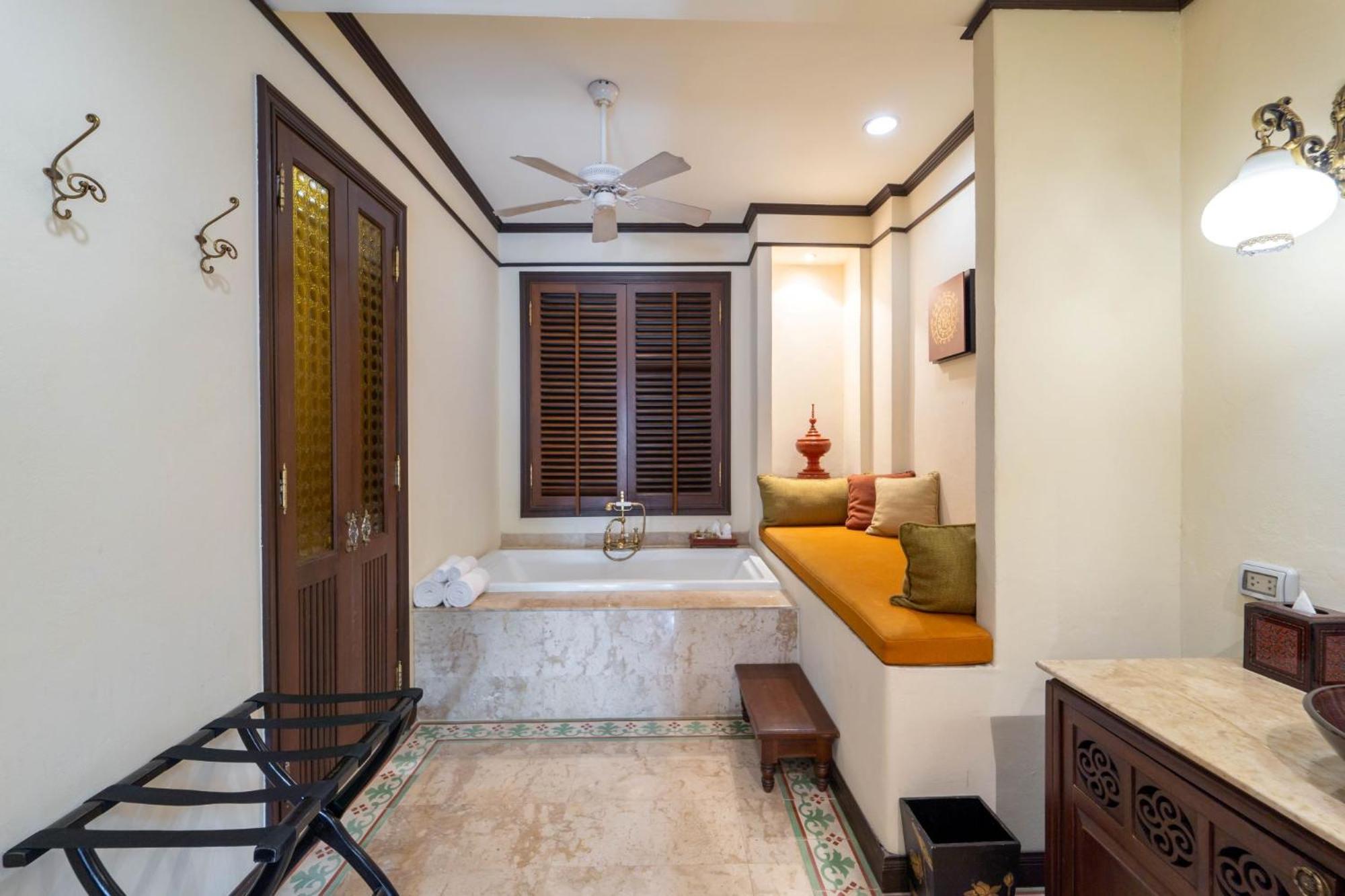 Puripunn Deluxe Room - Photo 8